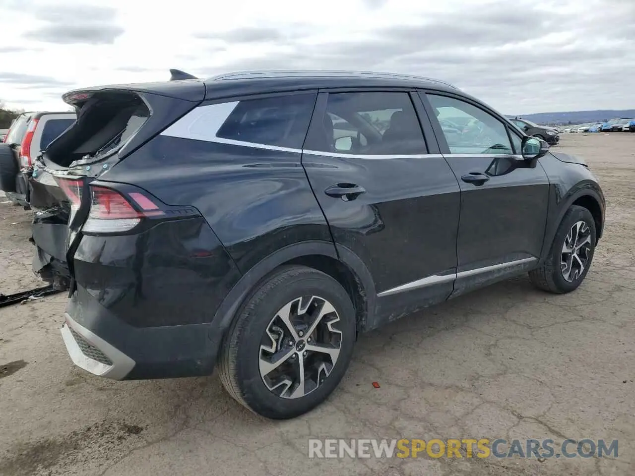 3 fotografías del automóvil dañado 5XYK3CAF5PG138707 KIA SPORTAGE 2023