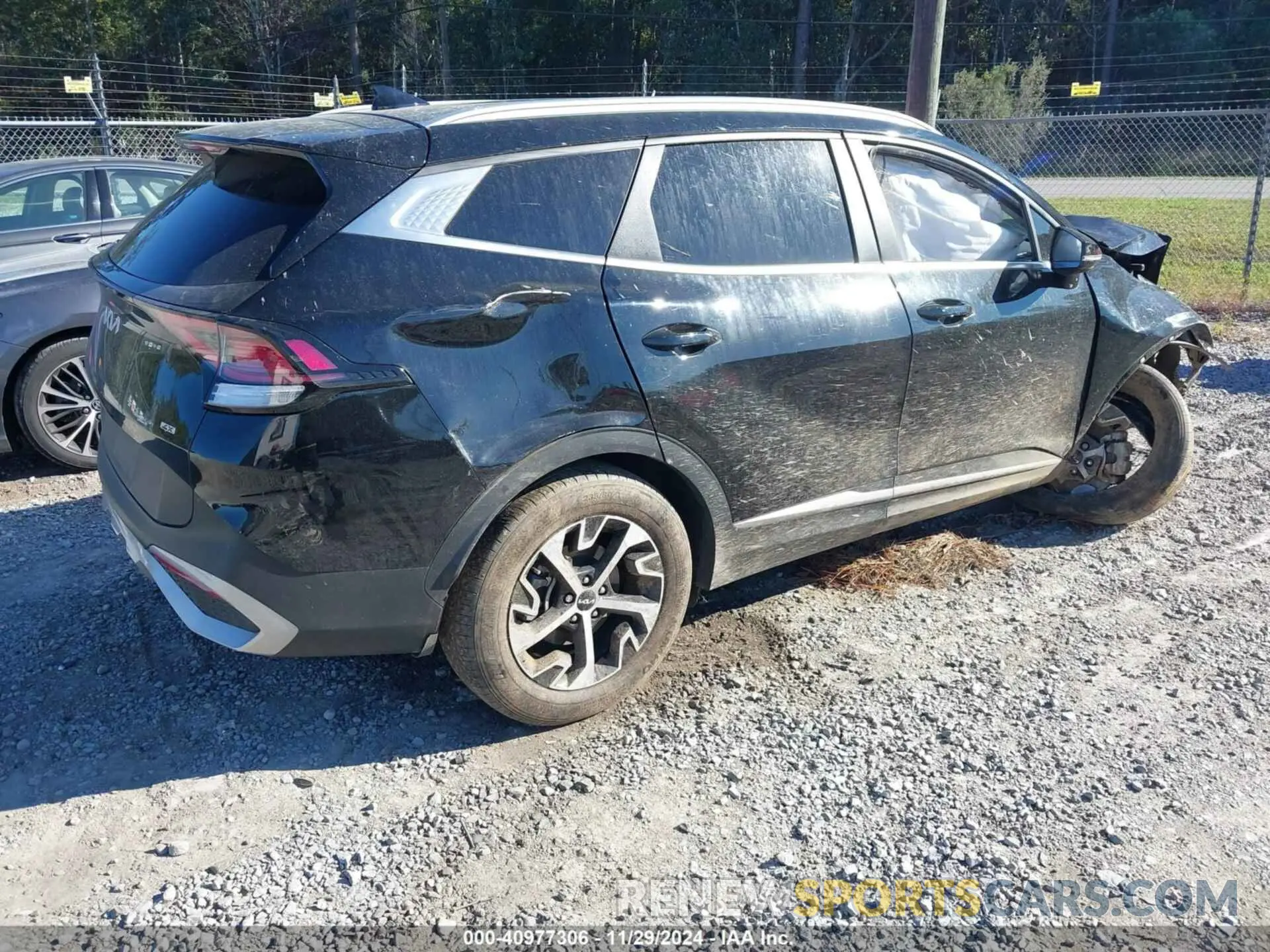 4 fotografías del automóvil dañado 5XYK3CAF8PG126342 KIA SPORTAGE 2023