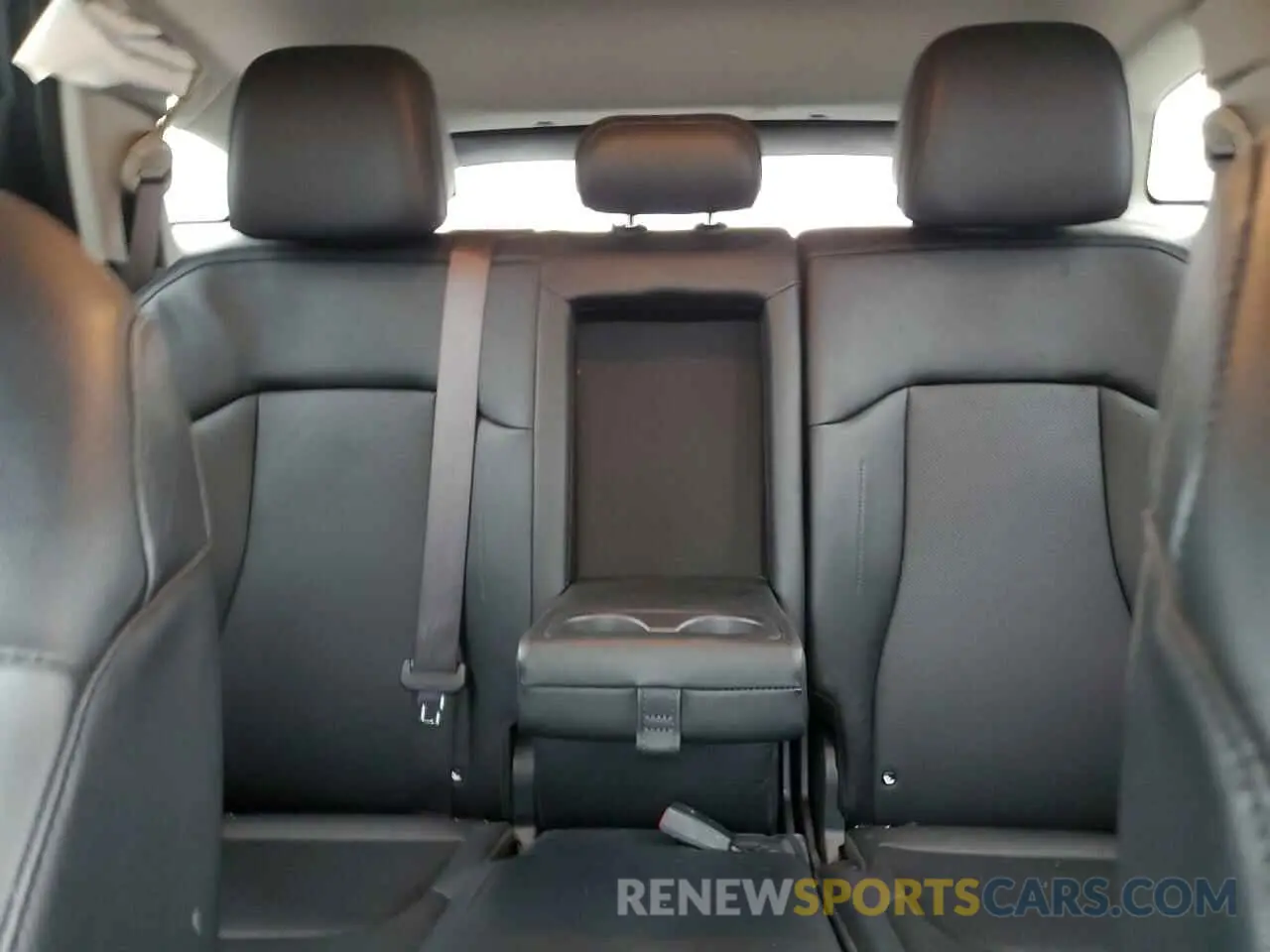 10 fotografías del automóvil dañado 5XYK3CAF9PG012656 KIA SPORTAGE 2023