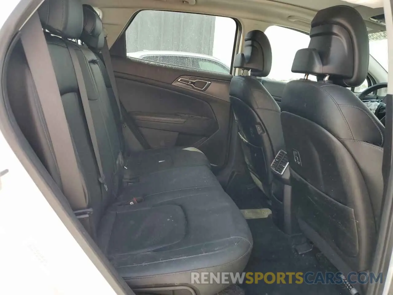 11 fotografías del automóvil dañado 5XYK43AF1PG044014 KIA SPORTAGE 2023
