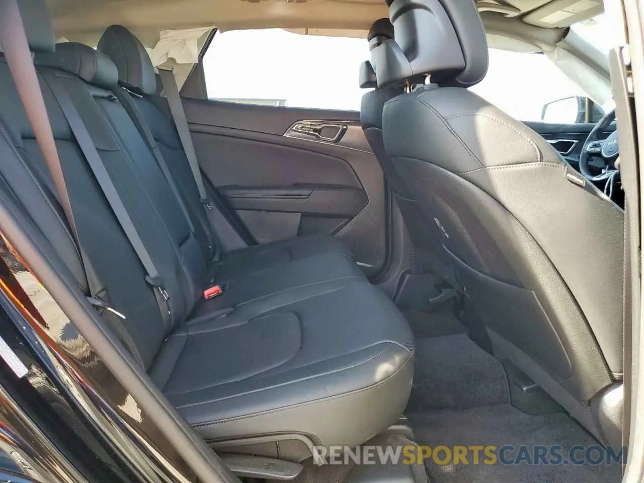 11 fotografías del automóvil dañado 5XYK43AF1PG106446 KIA SPORTAGE 2023