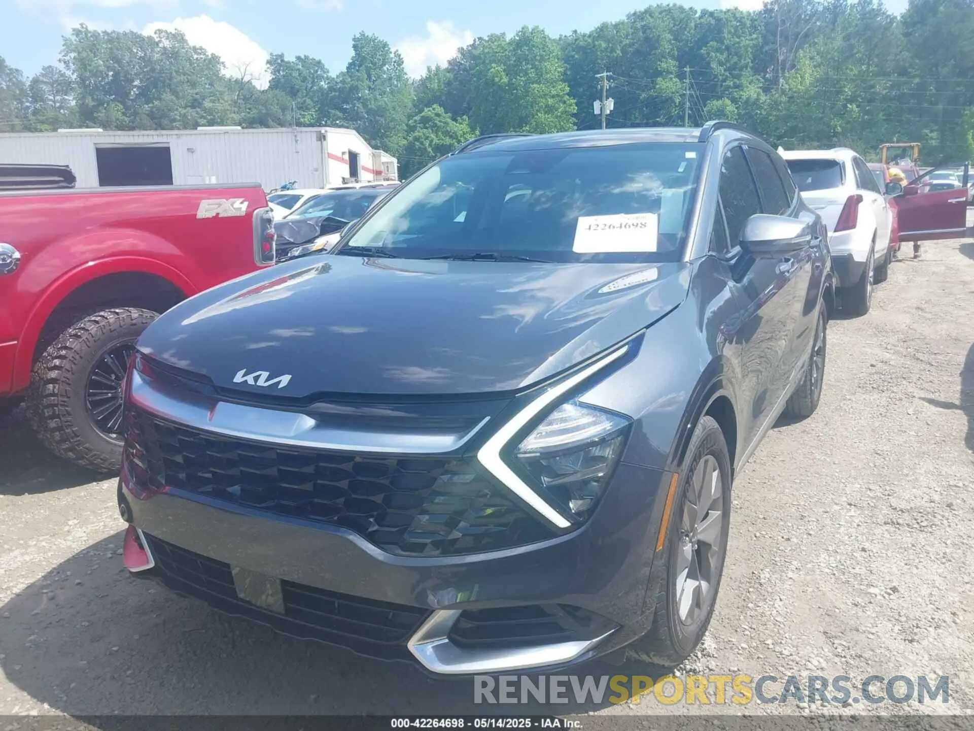 2 fotografías del automóvil dañado 5XYK43AF6PG045546 KIA SPORTAGE 2023