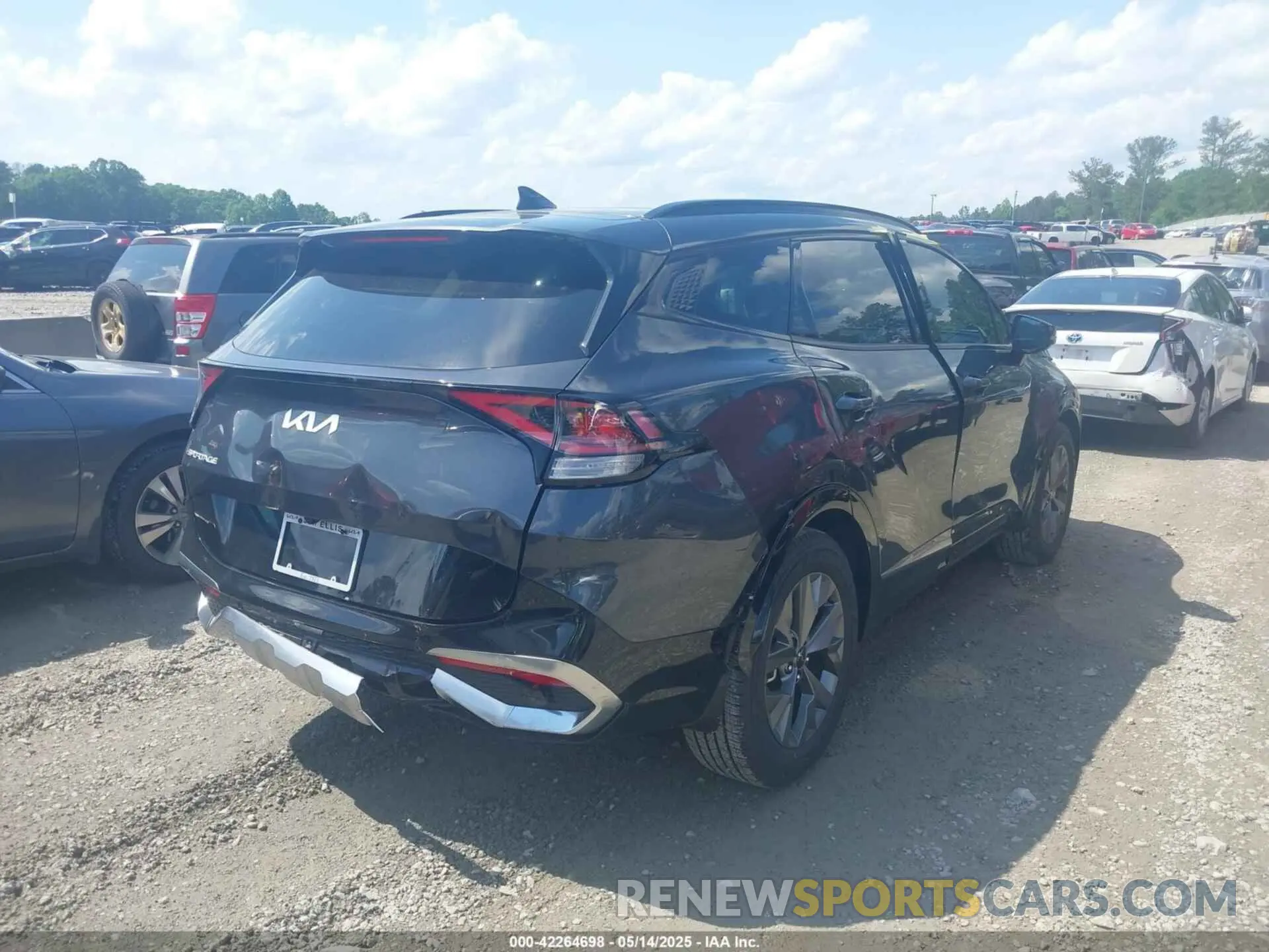 4 fotografías del automóvil dañado 5XYK43AF6PG045546 KIA SPORTAGE 2023