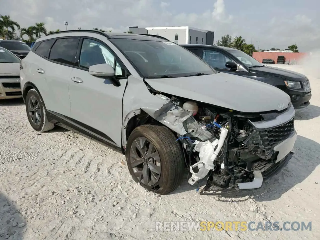 4 fotografías del automóvil dañado 5XYK43AF8PG133353 KIA SPORTAGE 2023