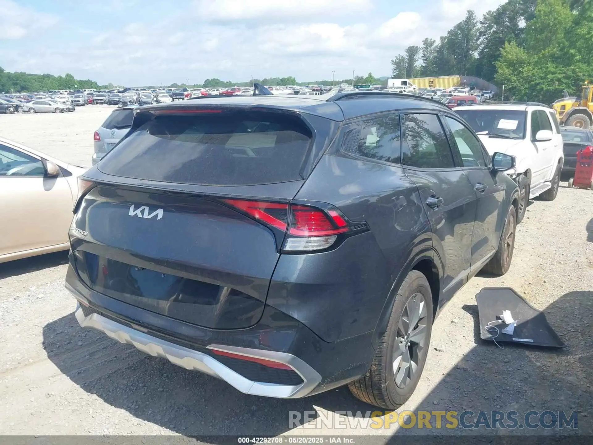 4 fotografías del automóvil dañado 5XYK43AFXPG108003 KIA SPORTAGE 2023
