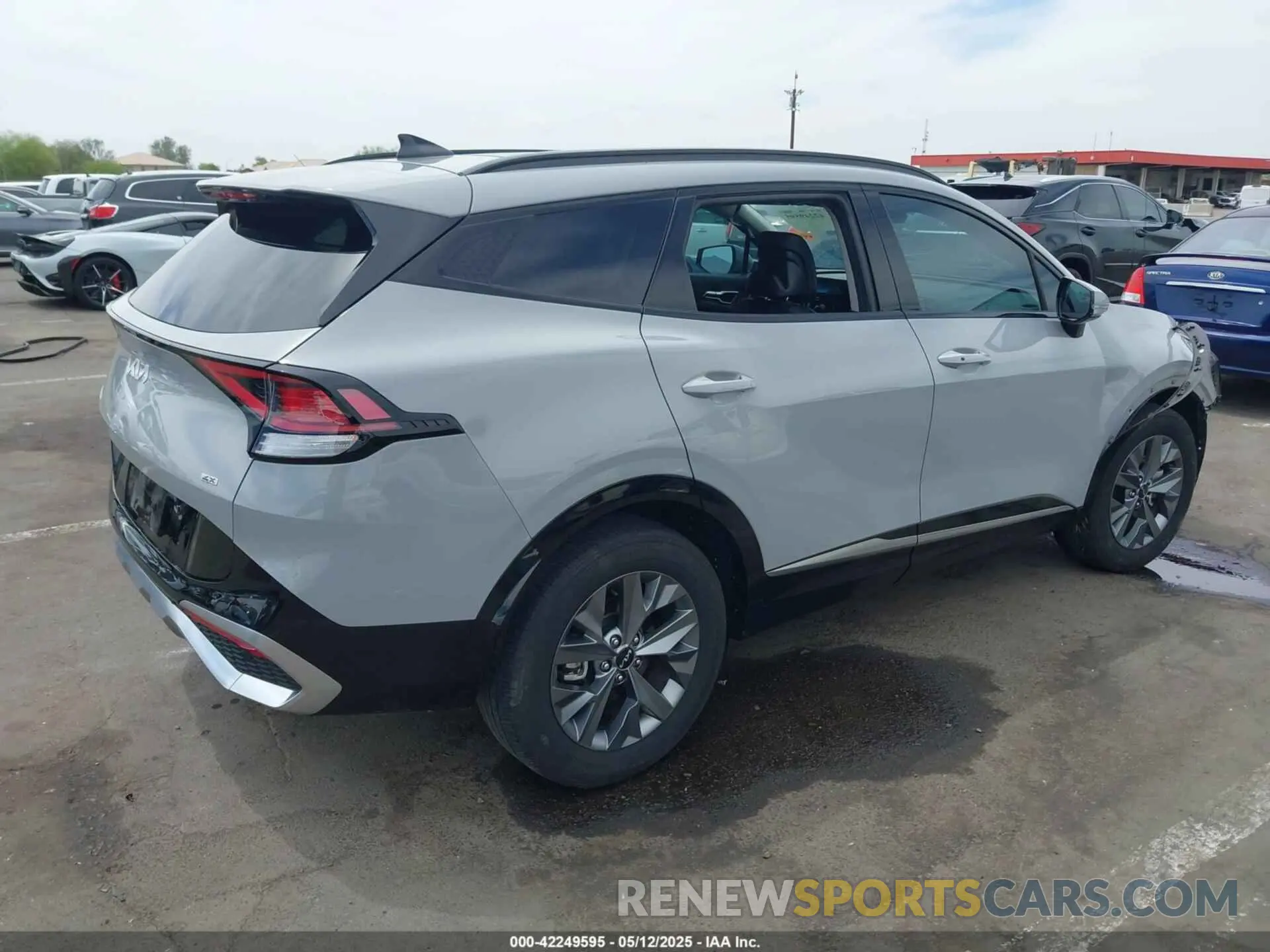 4 fotografías del automóvil dañado 5XYK4CAF1PG081161 KIA SPORTAGE 2023