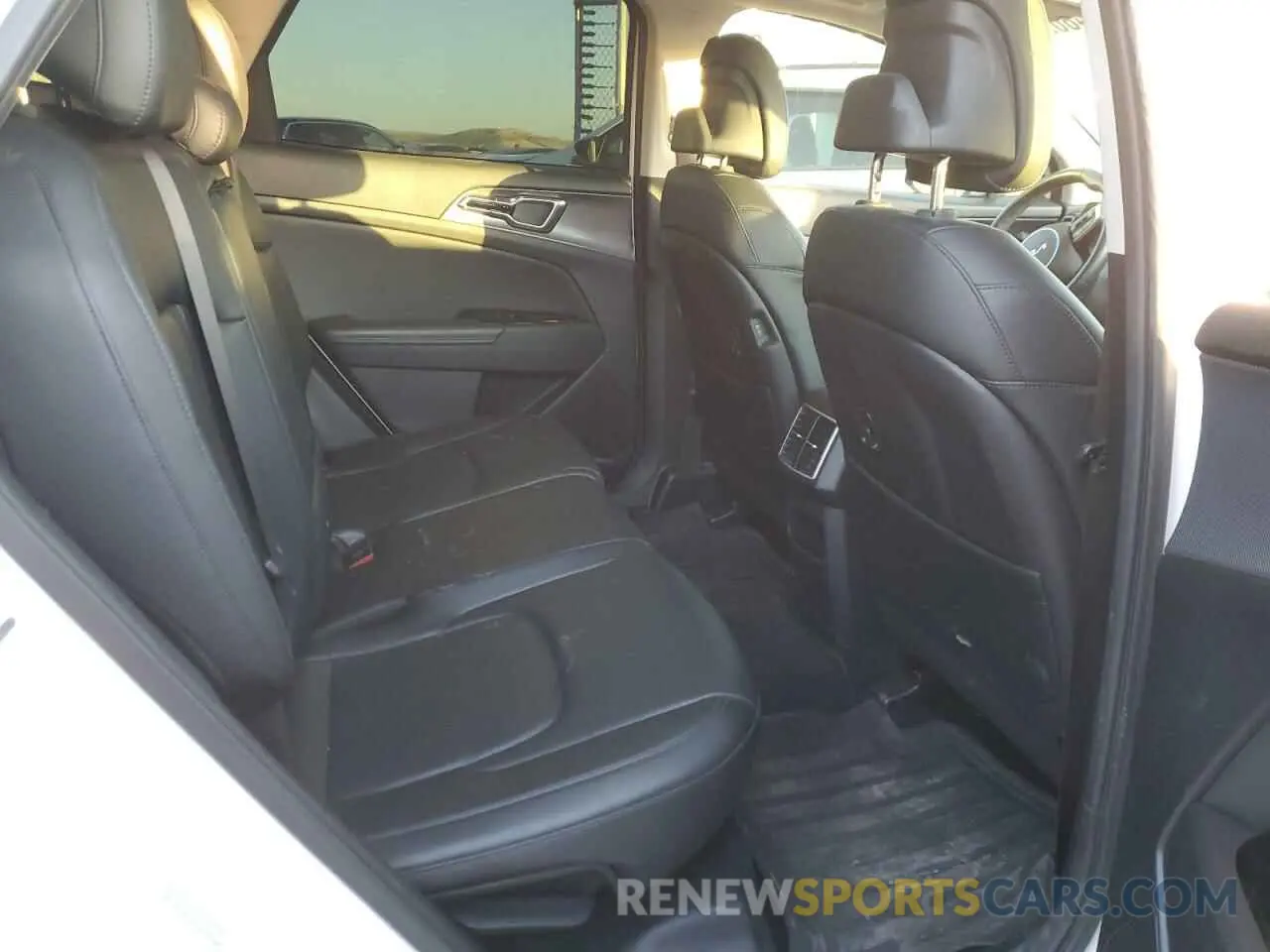 10 fotografías del automóvil dañado 5XYK4CAF4PG029166 KIA SPORTAGE 2023
