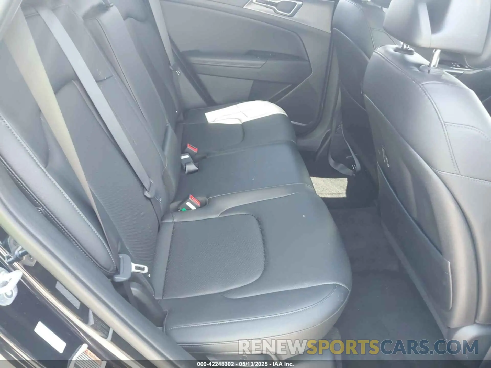 8 fotografías del automóvil dañado 5XYK4CAF6PG103395 KIA SPORTAGE 2023
