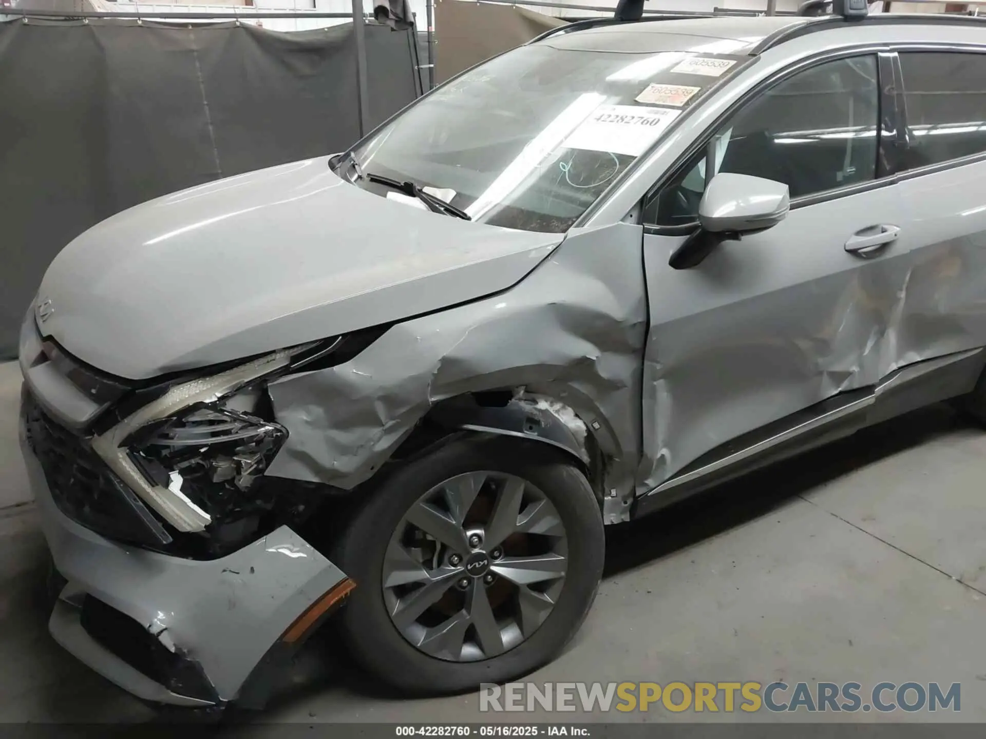 16 fotografías del automóvil dañado 5XYK4CAF6PG104532 KIA SPORTAGE 2023