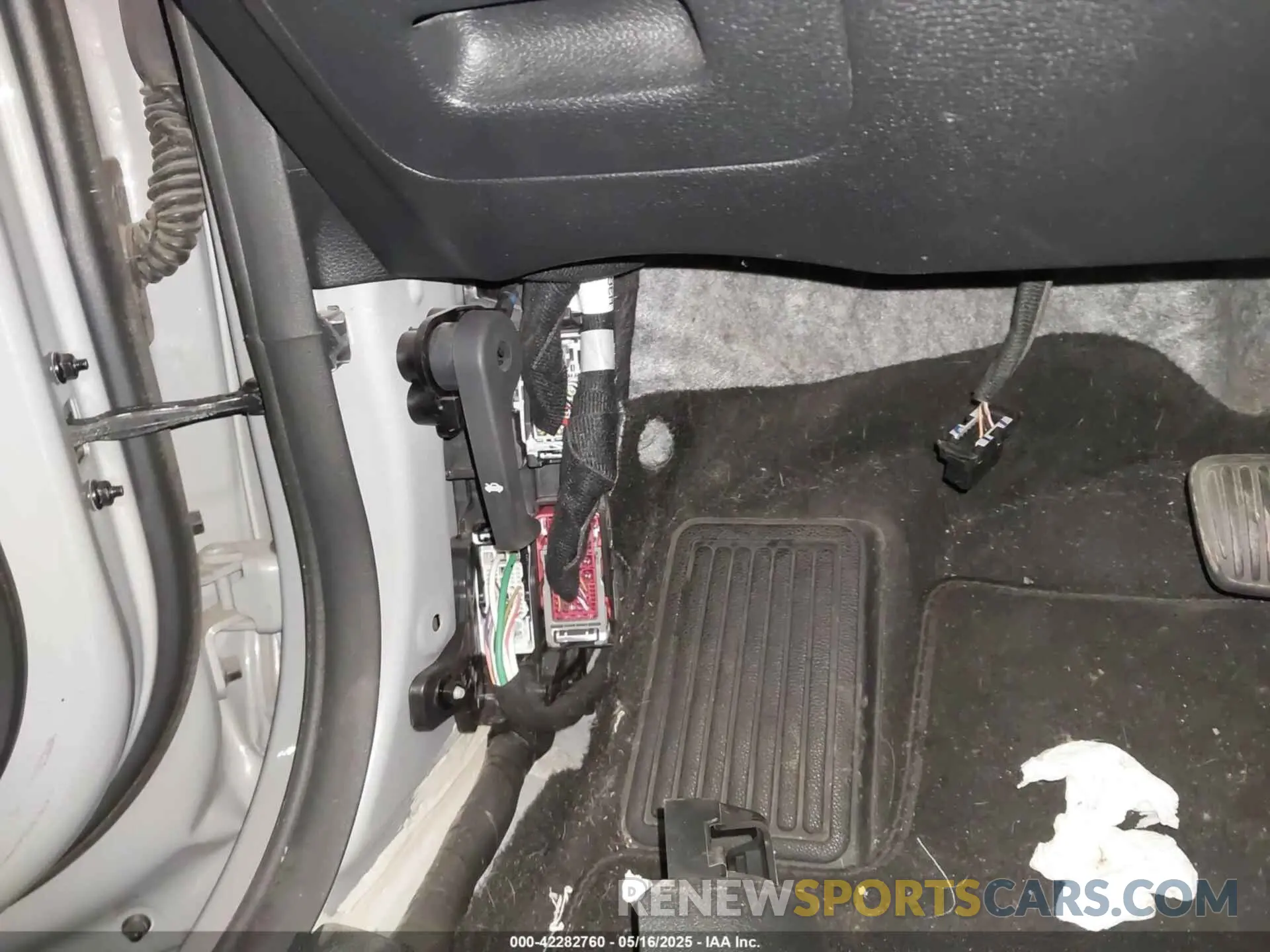 17 fotografías del automóvil dañado 5XYK4CAF6PG104532 KIA SPORTAGE 2023