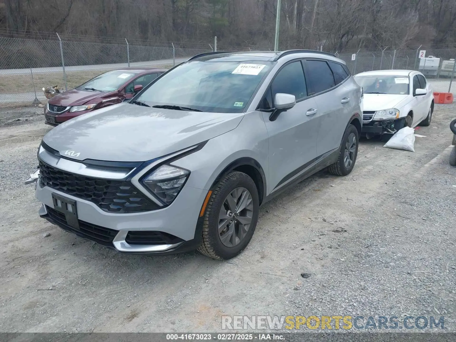 2 fotografías del automóvil dañado 5XYK4CAFXPG060812 KIA SPORTAGE 2023
