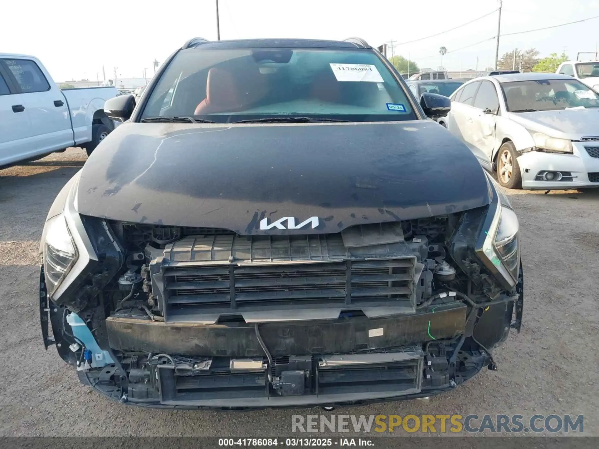 13 fotografías del automóvil dañado 5XYK53AF0PG072660 KIA SPORTAGE 2023