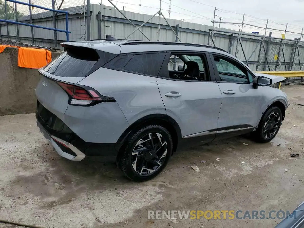 3 fotografías del automóvil dañado 5XYK53AF2PG001850 KIA SPORTAGE 2023