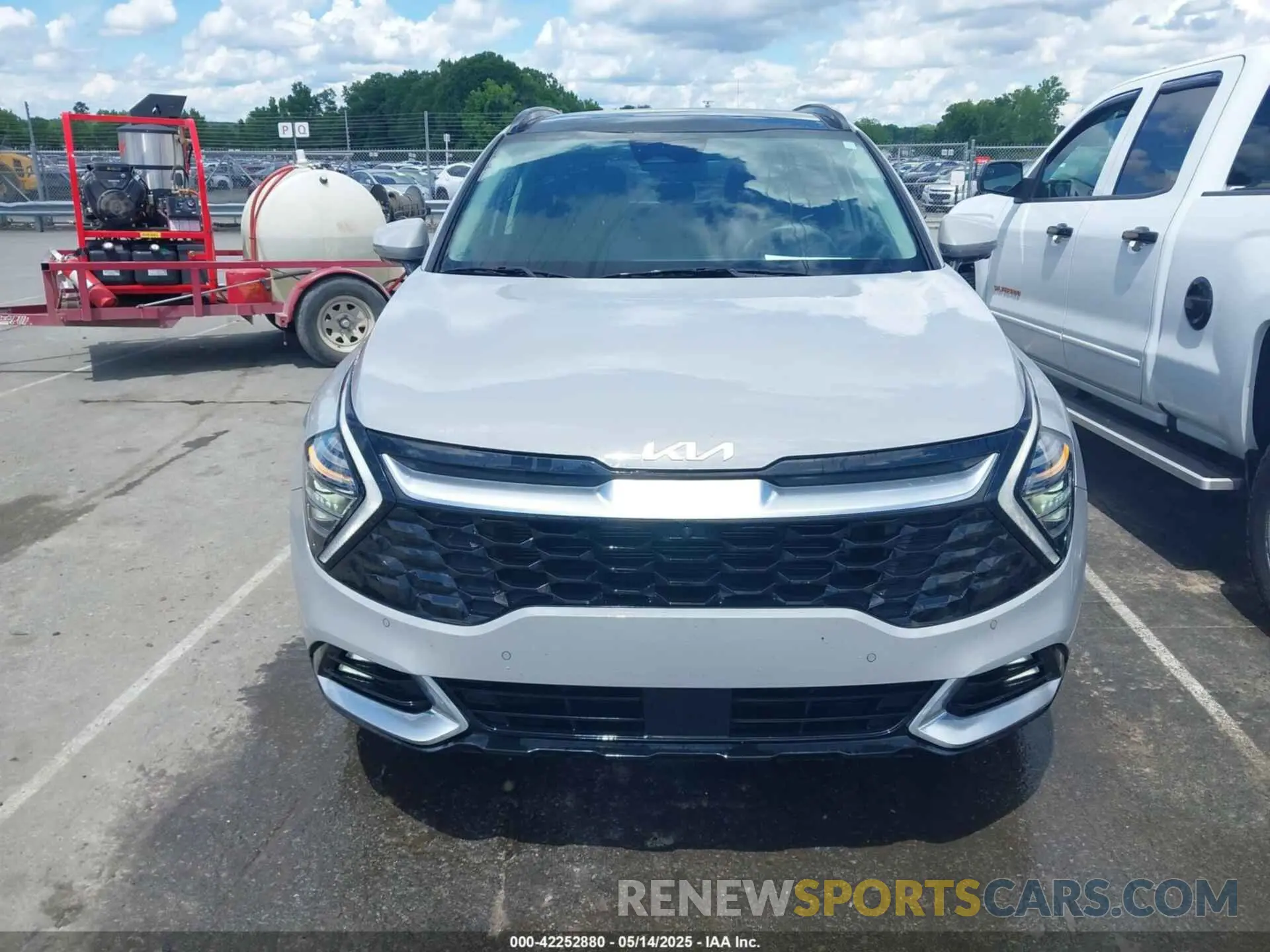 12 fotografías del automóvil dañado 5XYK53AF3PG010279 KIA SPORTAGE 2023