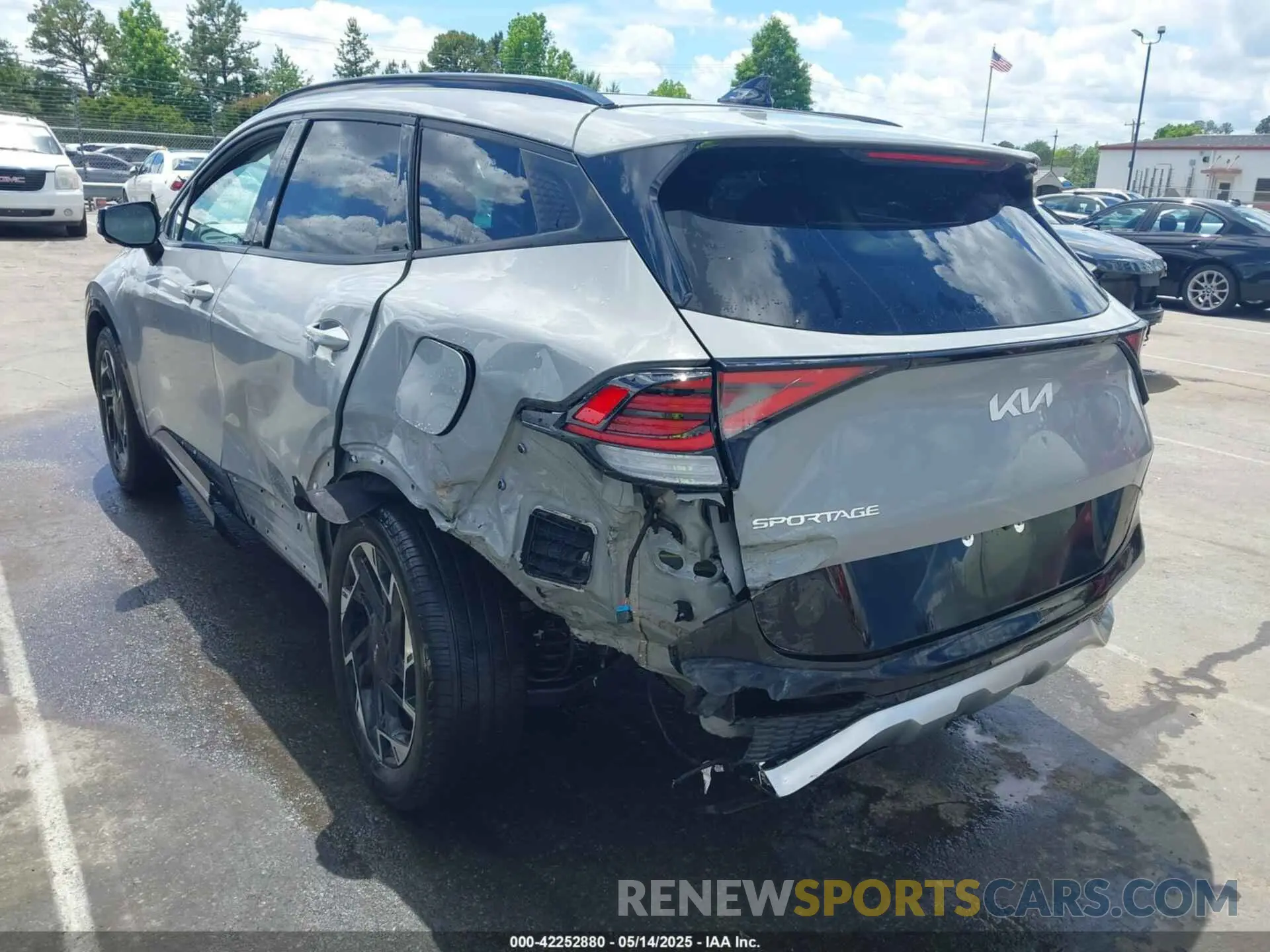 3 fotografías del automóvil dañado 5XYK53AF3PG010279 KIA SPORTAGE 2023
