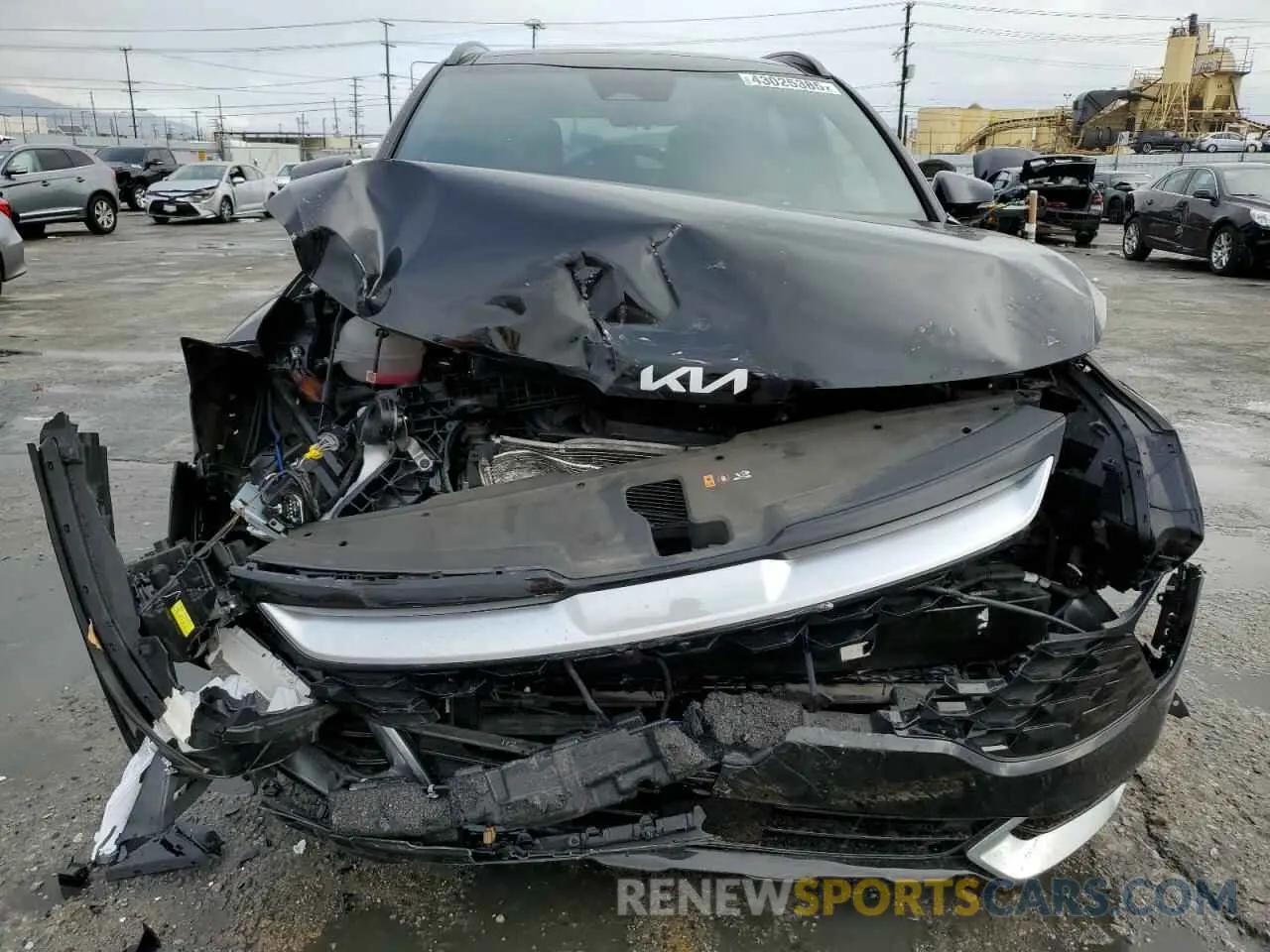 5 fotografías del automóvil dañado 5XYK53AF5PG123585 KIA SPORTAGE 2023