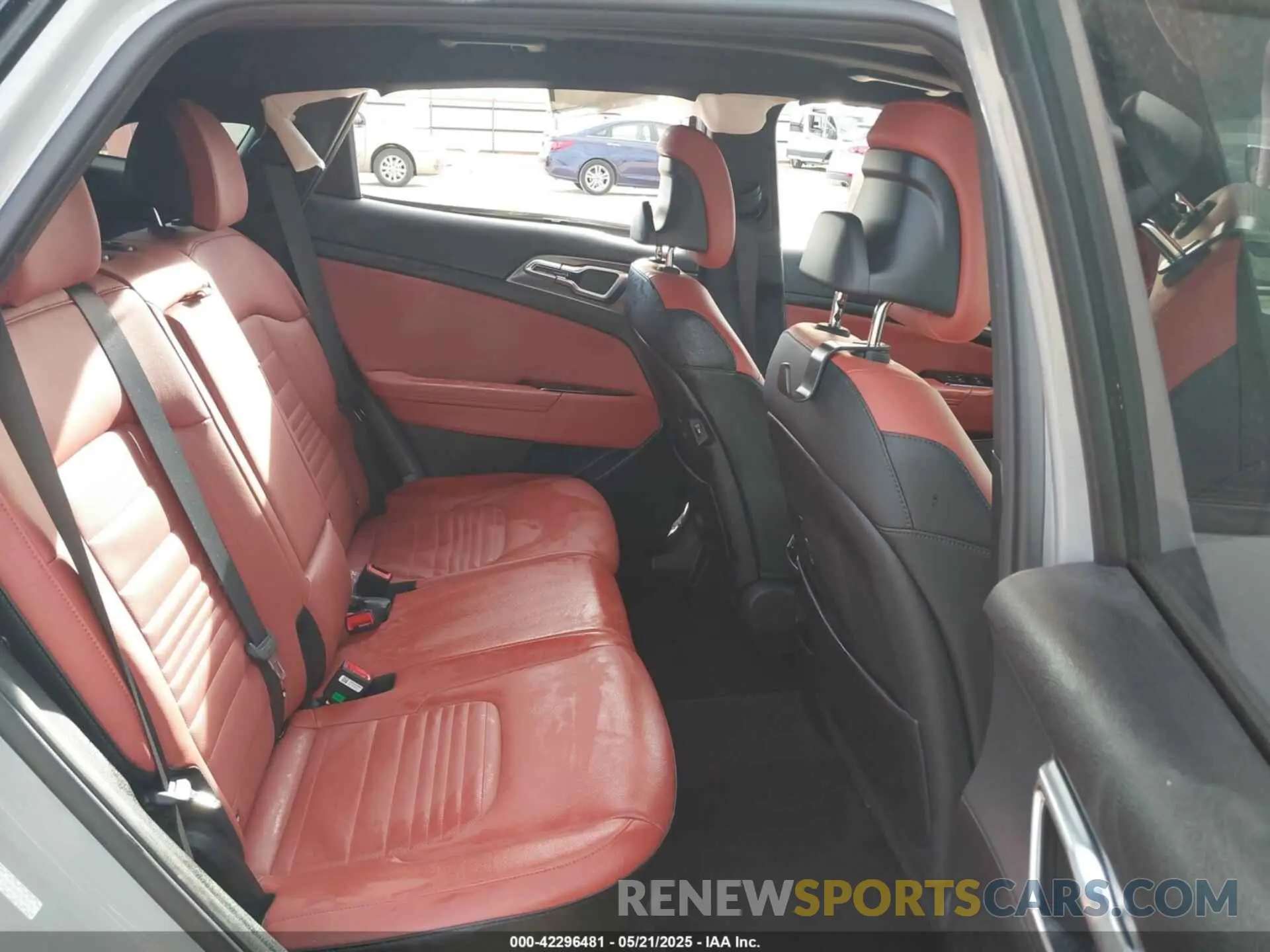 8 fotografías del automóvil dañado 5XYK53AF8PG136475 KIA SPORTAGE 2023