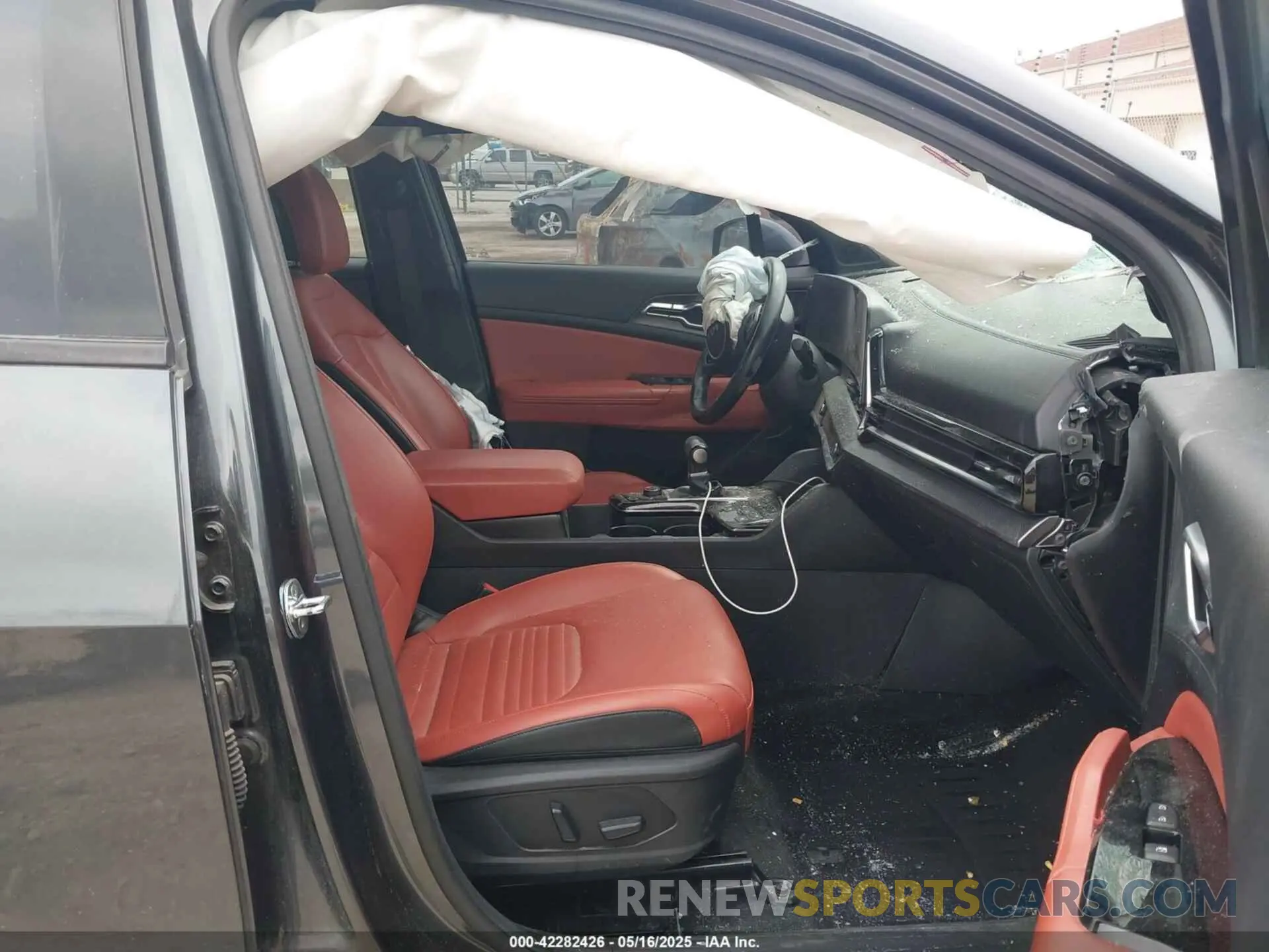 5 fotografías del automóvil dañado 5XYK5CAF5PG041307 KIA SPORTAGE 2023