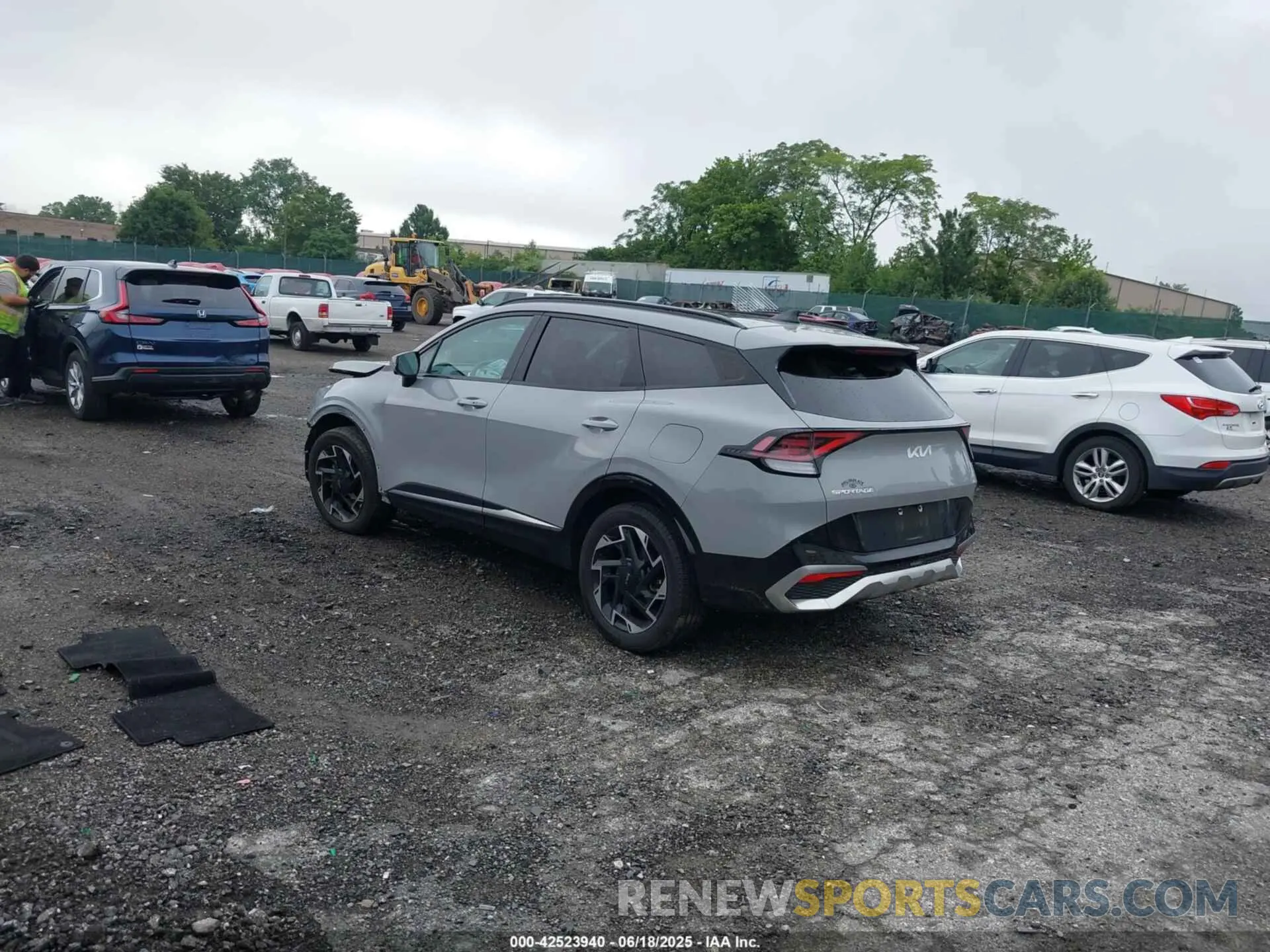 3 fotografías del automóvil dañado 5XYK5CAFXPG009260 KIA SPORTAGE 2023