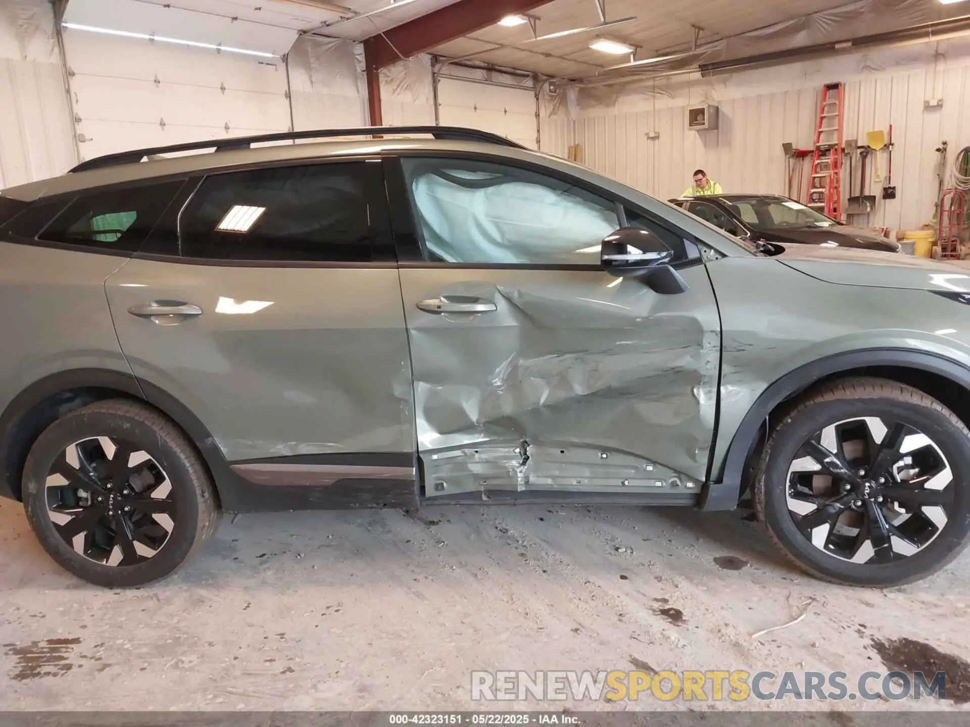 13 fotografías del automóvil dañado 5XYK6CAF0PG002735 KIA SPORTAGE 2023