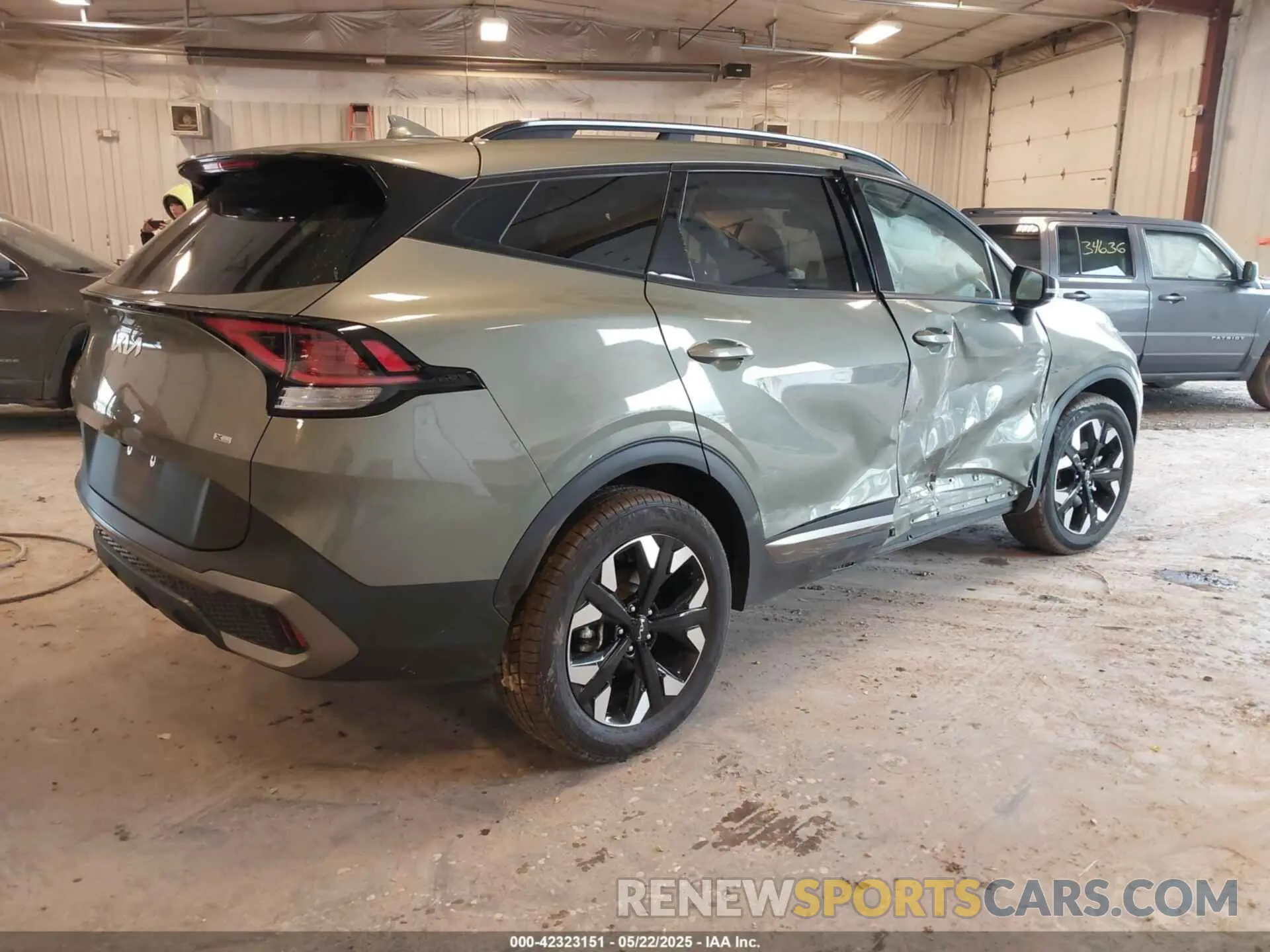 4 fotografías del automóvil dañado 5XYK6CAF0PG002735 KIA SPORTAGE 2023