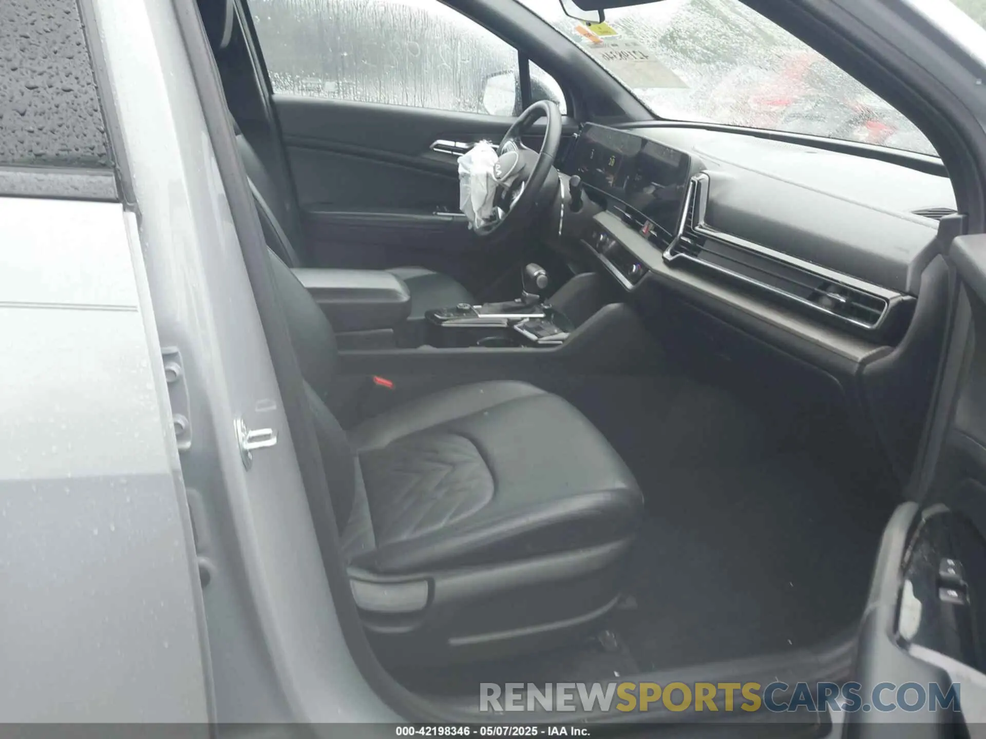 5 fotografías del automóvil dañado 5XYK6CAF0PG109879 KIA SPORTAGE 2023