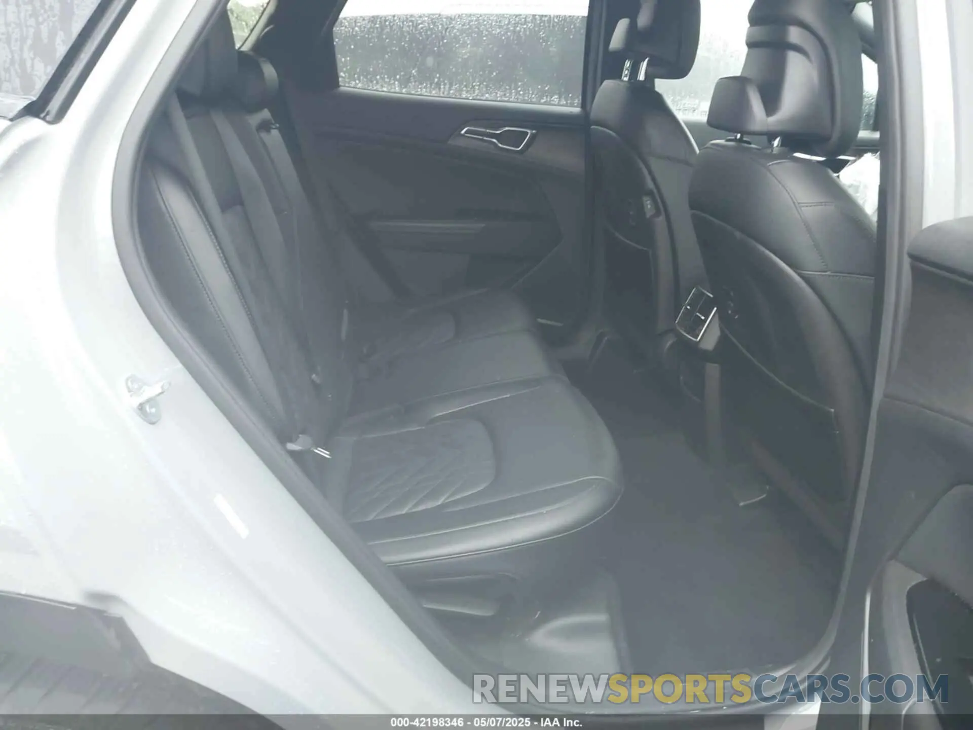 8 fotografías del automóvil dañado 5XYK6CAF0PG109879 KIA SPORTAGE 2023