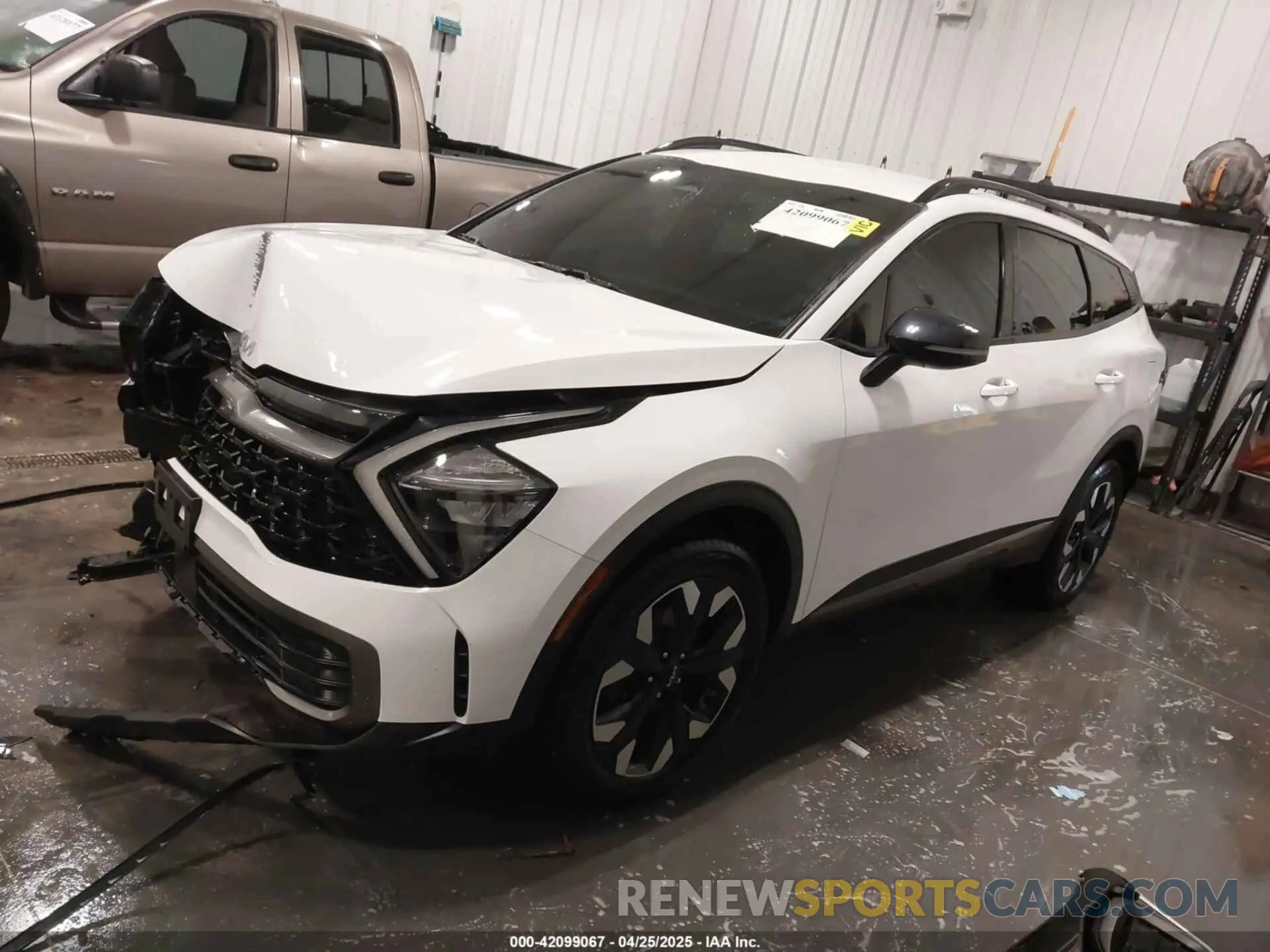 2 fotografías del automóvil dañado 5XYK6CAF3PG002986 KIA SPORTAGE 2023
