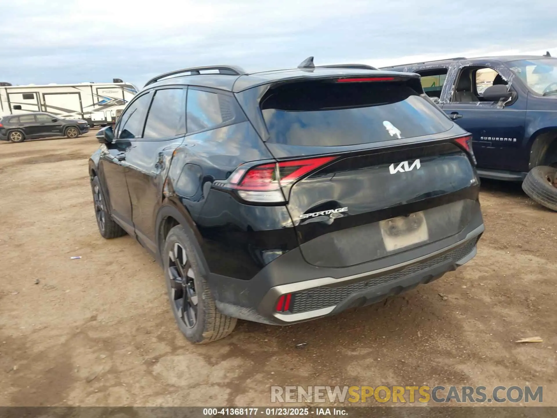 3 fotografías del automóvil dañado 5XYK6CAF3PG045417 KIA SPORTAGE 2023