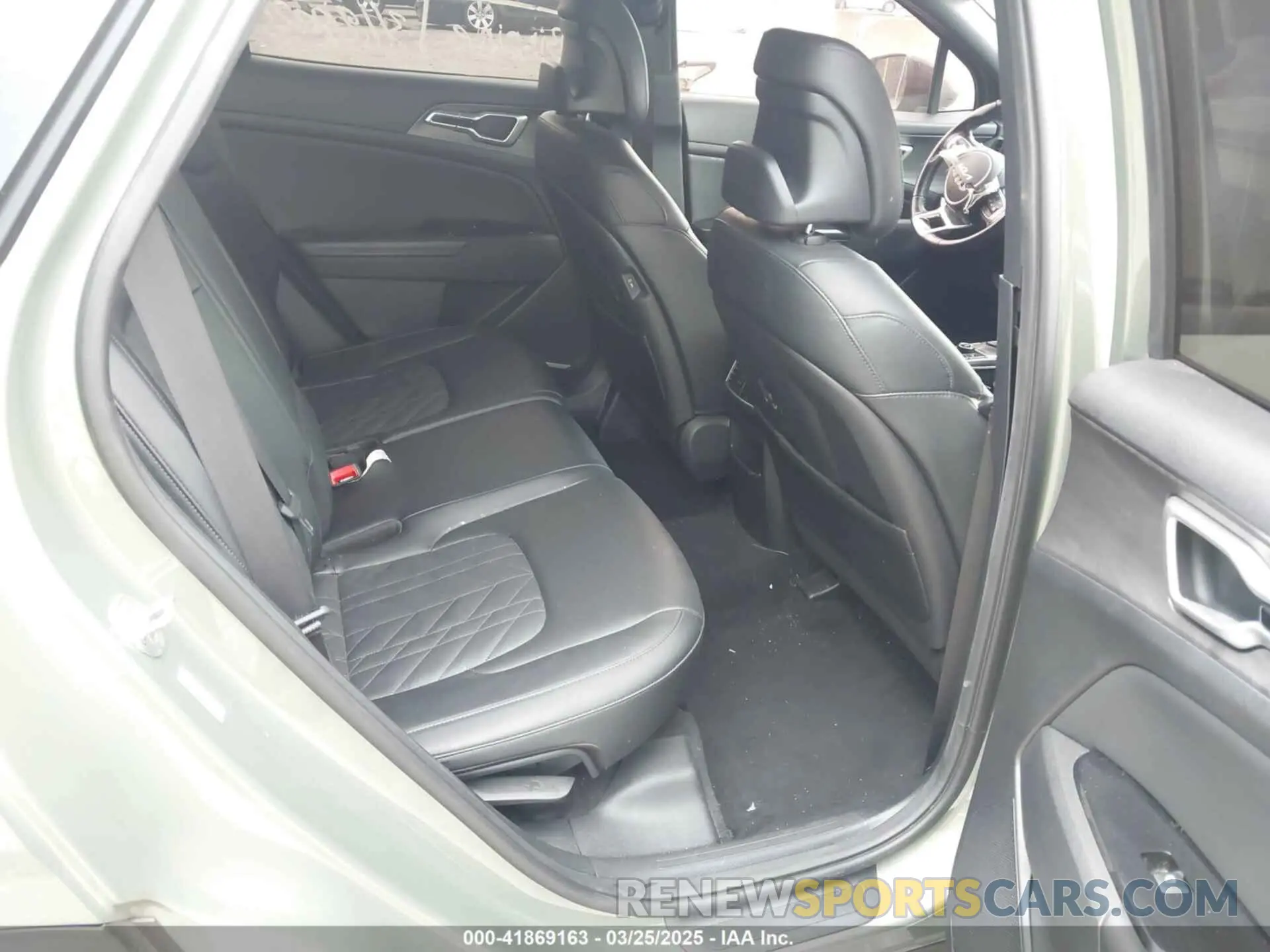 8 fotografías del automóvil dañado 5XYK6CAF4PG071394 KIA SPORTAGE 2023