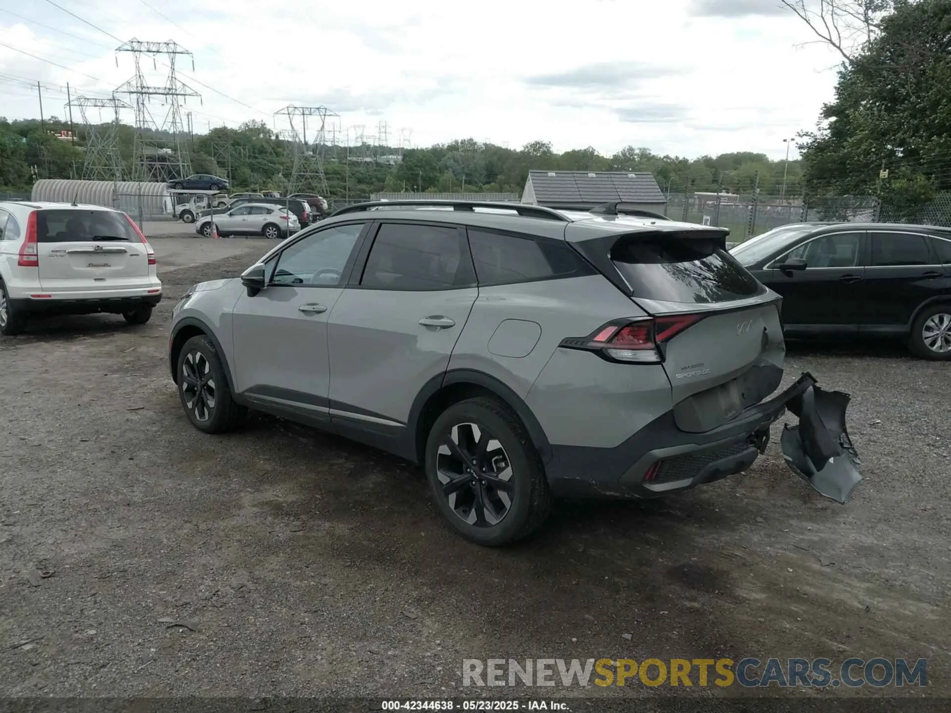 3 fotografías del automóvil dañado 5XYK6CAF4PG086123 KIA SPORTAGE 2023