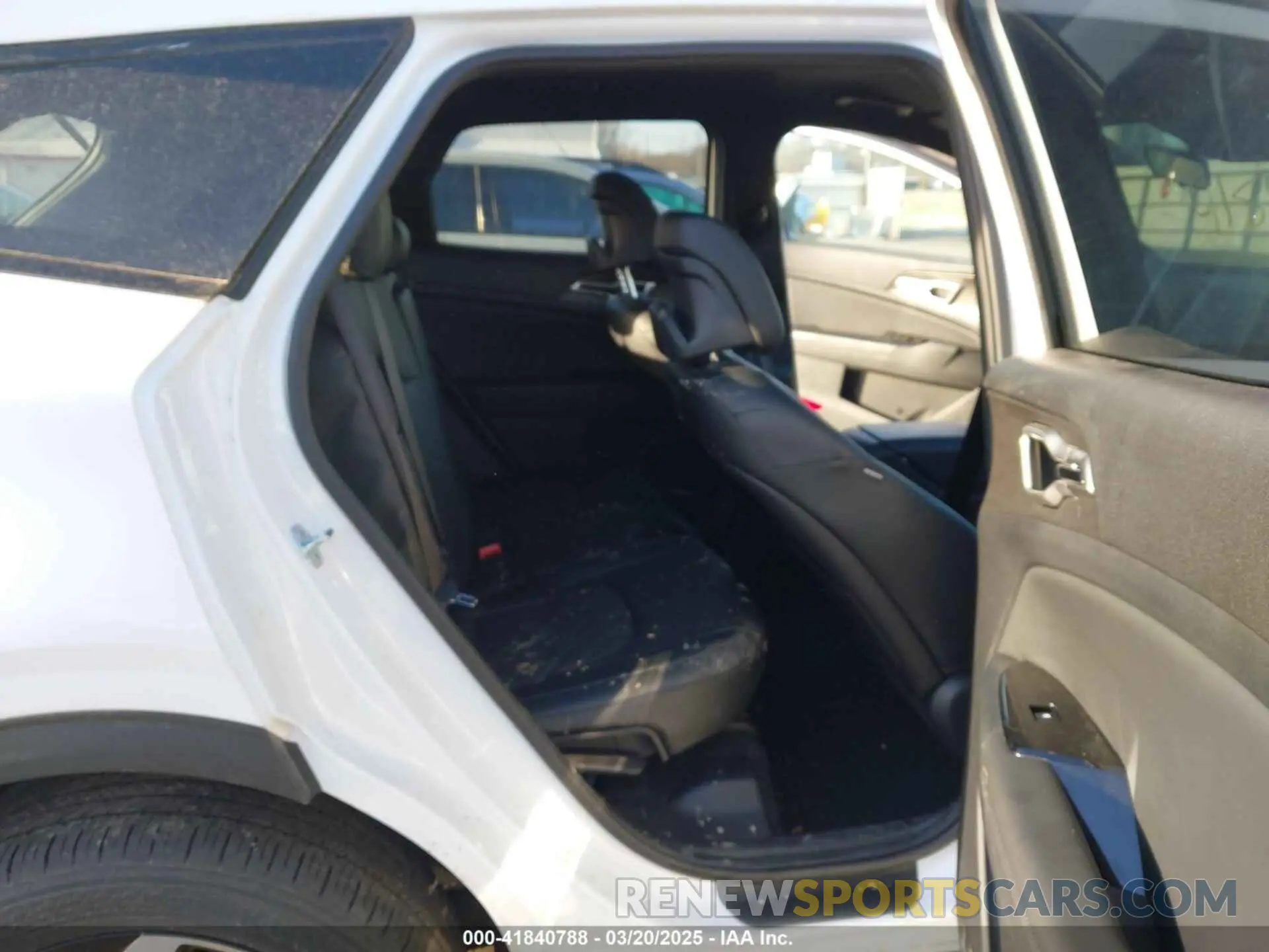 8 fotografías del automóvil dañado 5XYK6CAF5PG019269 KIA SPORTAGE 2023