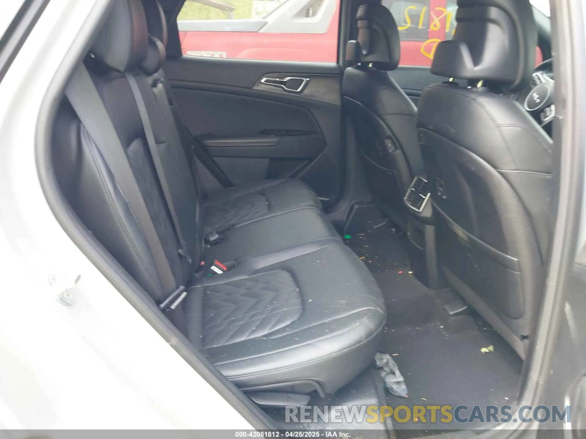 8 fotografías del automóvil dañado 5XYK6CAF6PG083238 KIA SPORTAGE 2023