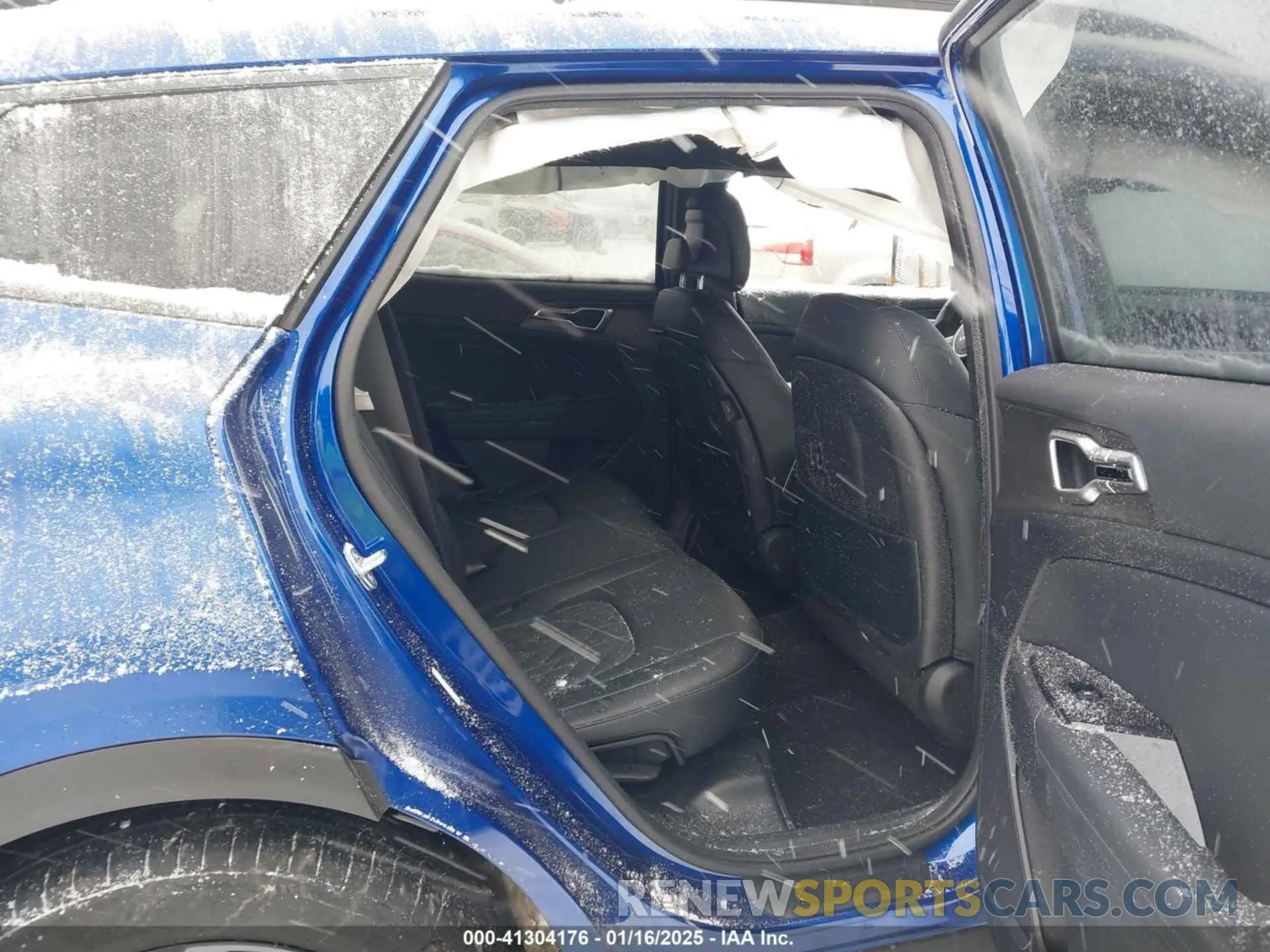 8 fotografías del automóvil dañado 5XYK6CAF6PG118036 KIA SPORTAGE 2023