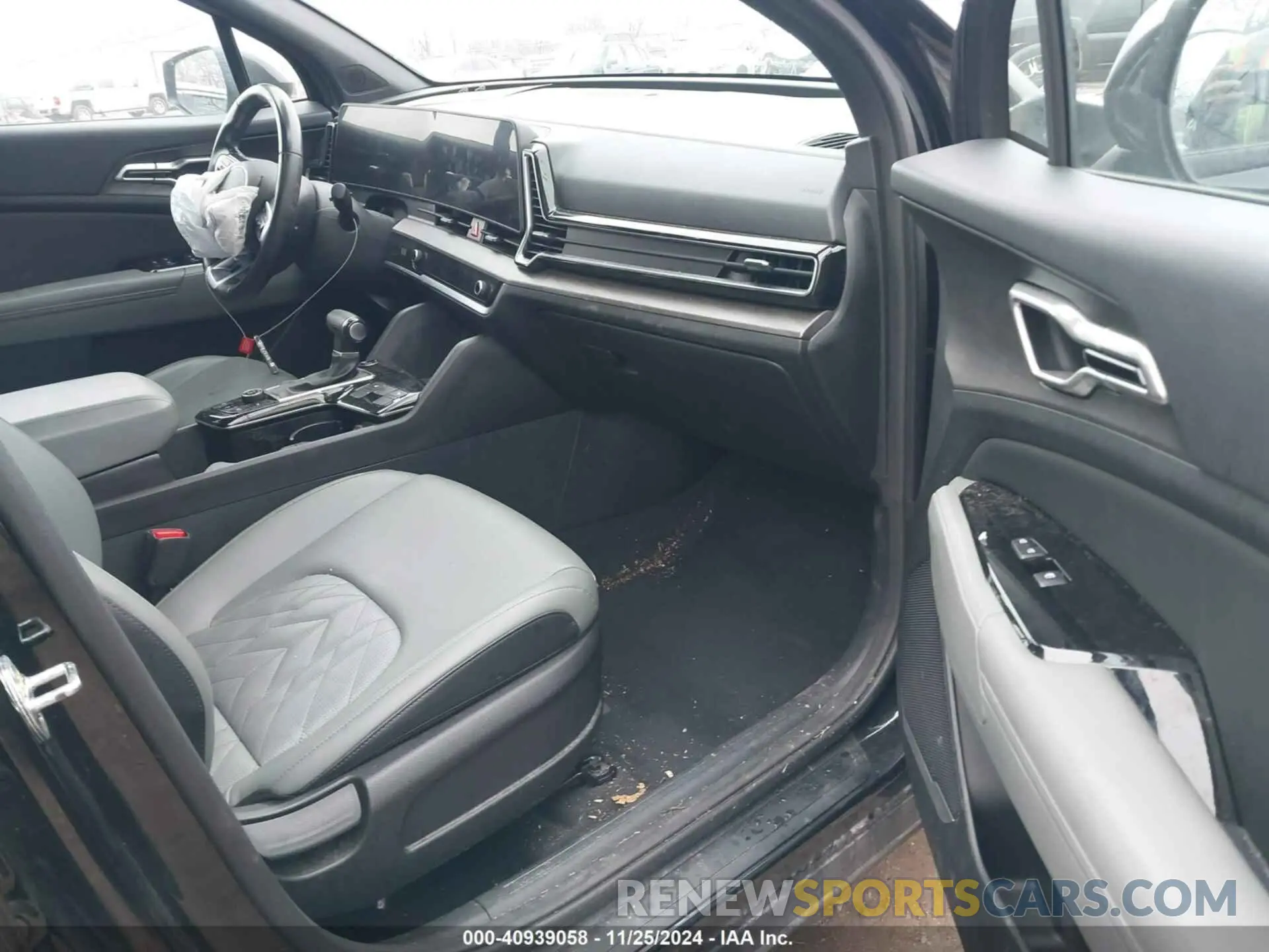 5 fotografías del automóvil dañado 5XYK6CAF7PG041421 KIA SPORTAGE 2023