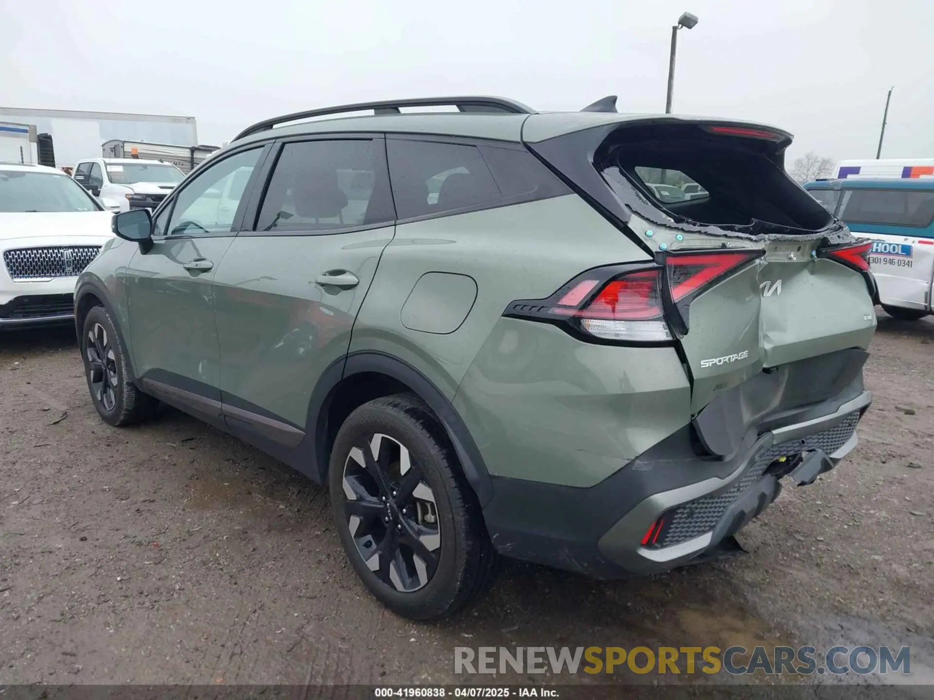 3 fotografías del automóvil dañado 5XYK6CAF7PG114819 KIA SPORTAGE 2023