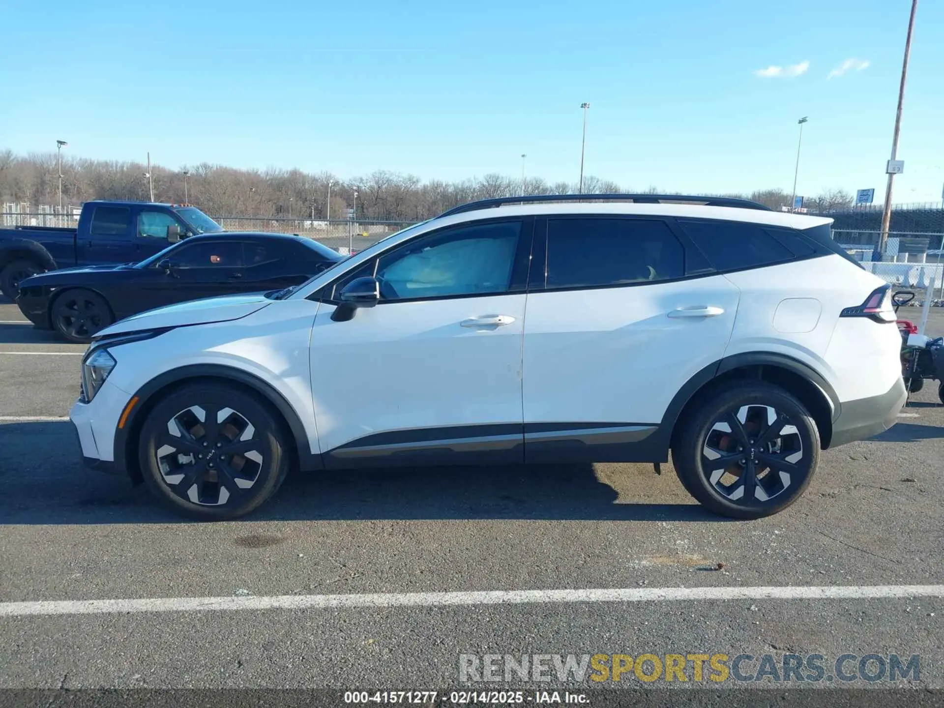 14 fotografías del automóvil dañado 5XYK6CAF8PG045803 KIA SPORTAGE 2023