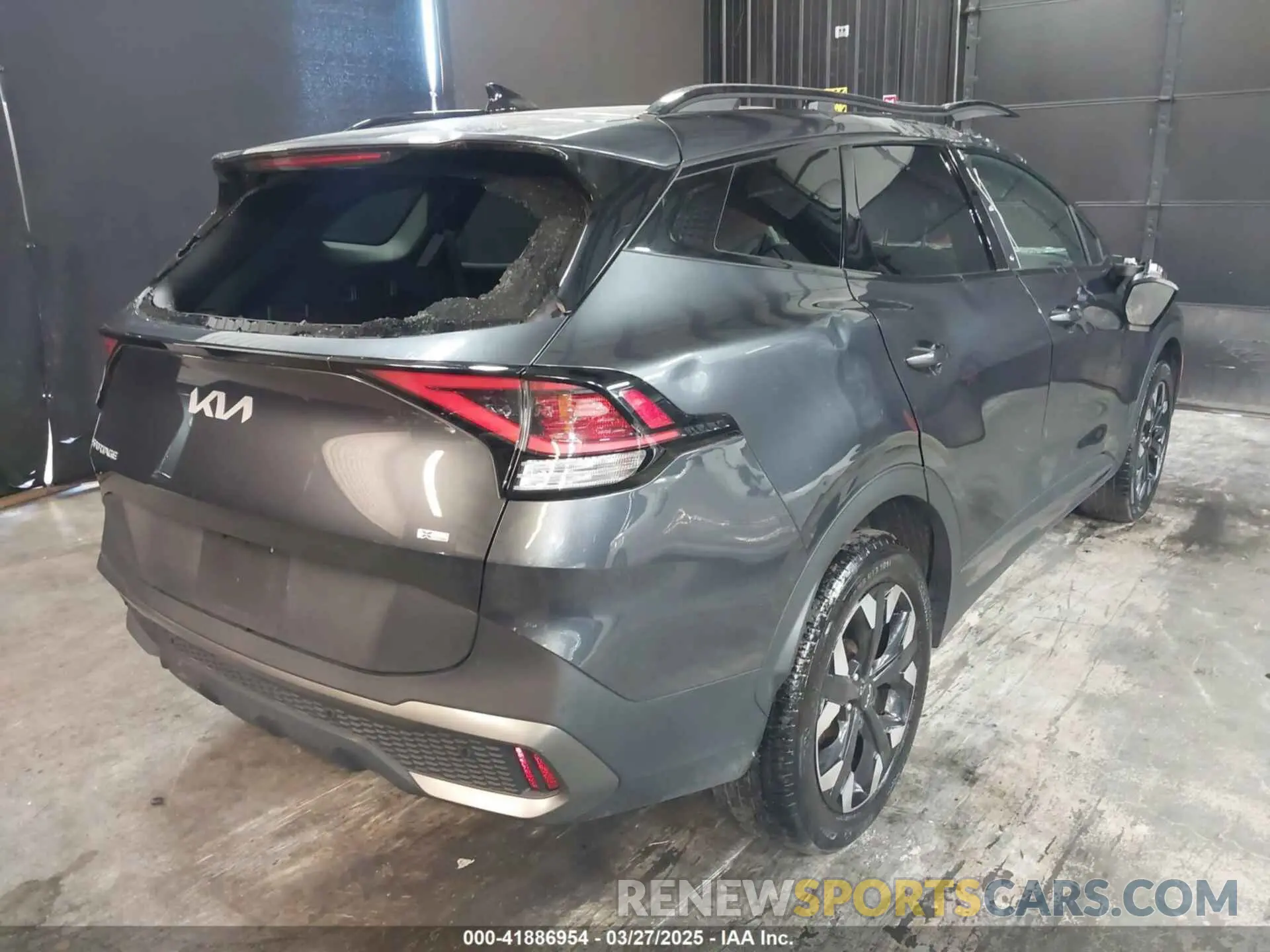 4 fotografías del automóvil dañado 5XYK6CAF8PG061001 KIA SPORTAGE 2023