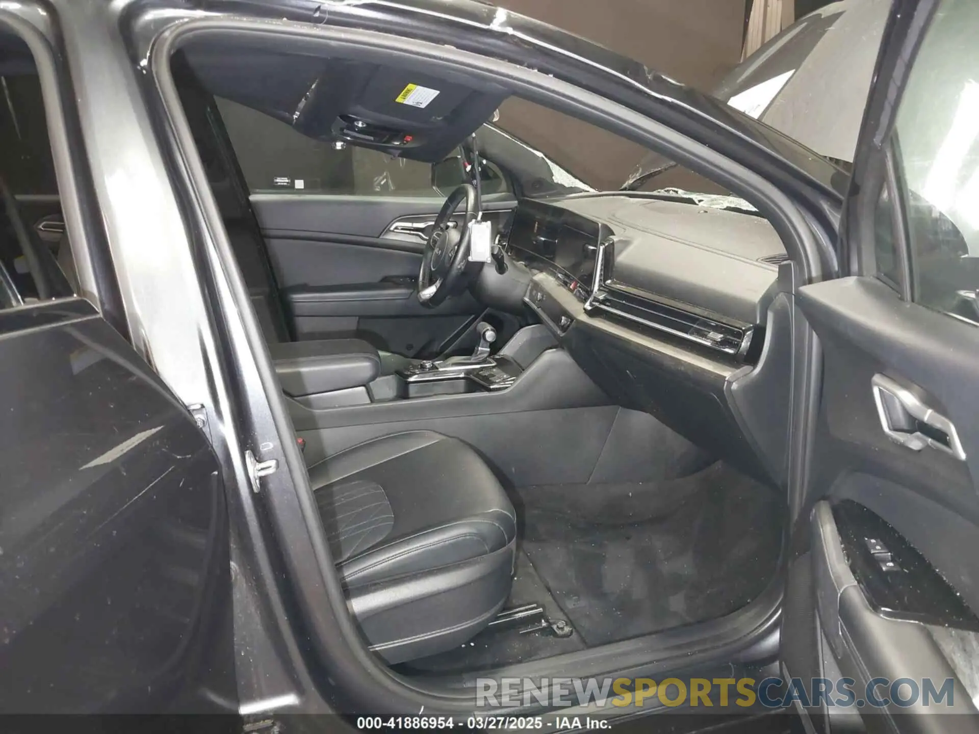 5 fotografías del automóvil dañado 5XYK6CAF8PG061001 KIA SPORTAGE 2023