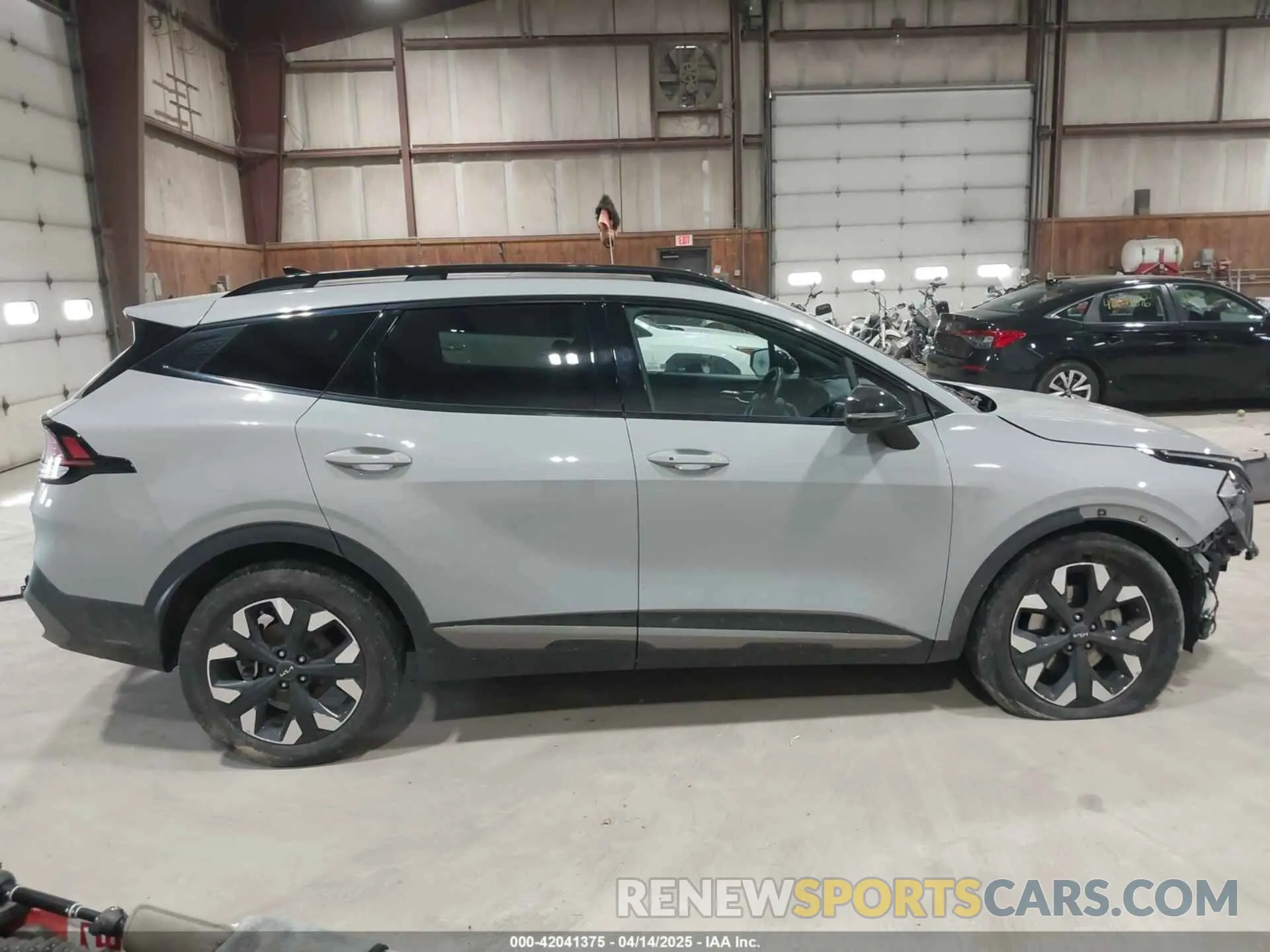 14 fotografías del automóvil dañado 5XYK6CAF8PG111802 KIA SPORTAGE 2023