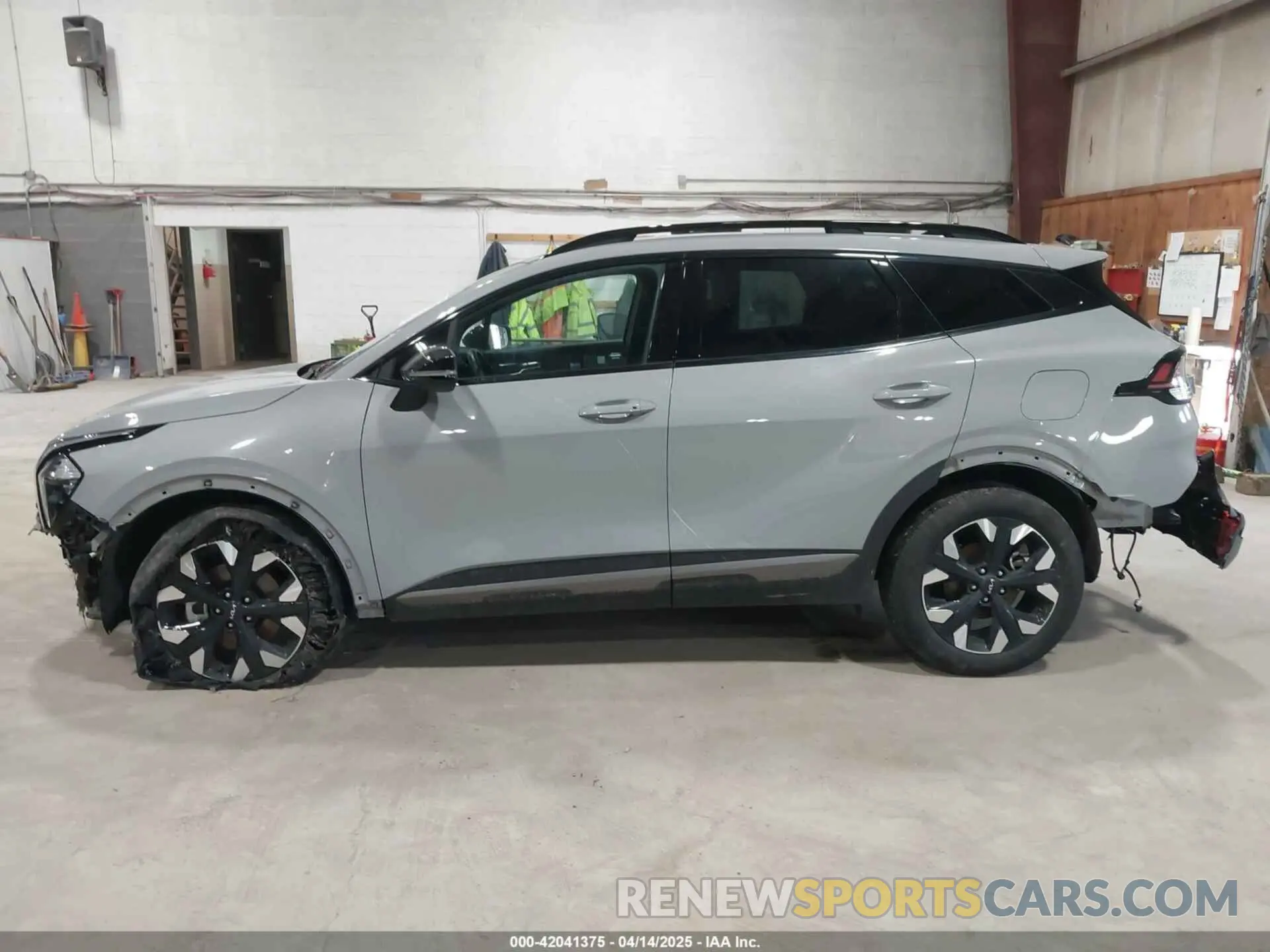 15 fotografías del automóvil dañado 5XYK6CAF8PG111802 KIA SPORTAGE 2023