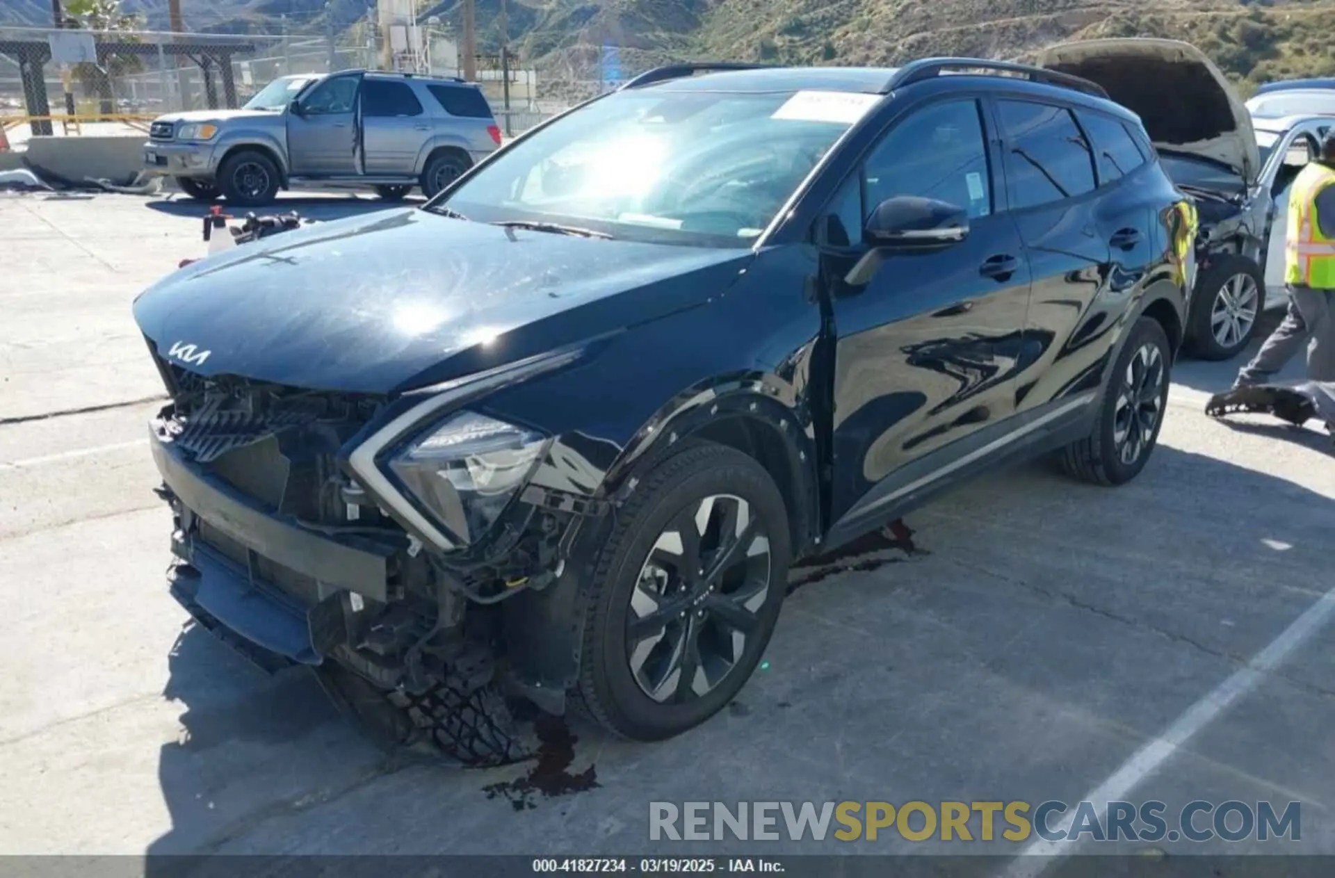 2 fotografías del automóvil dañado 5XYK6CAF9PG006251 KIA SPORTAGE 2023