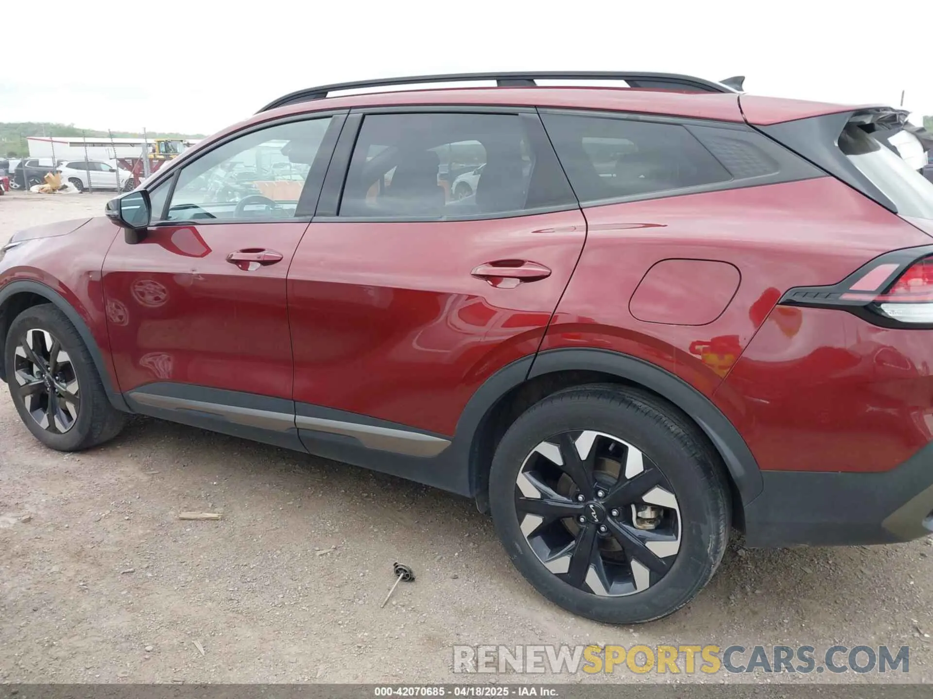 14 fotografías del automóvil dañado 5XYK6CAF9PG109234 KIA SPORTAGE 2023