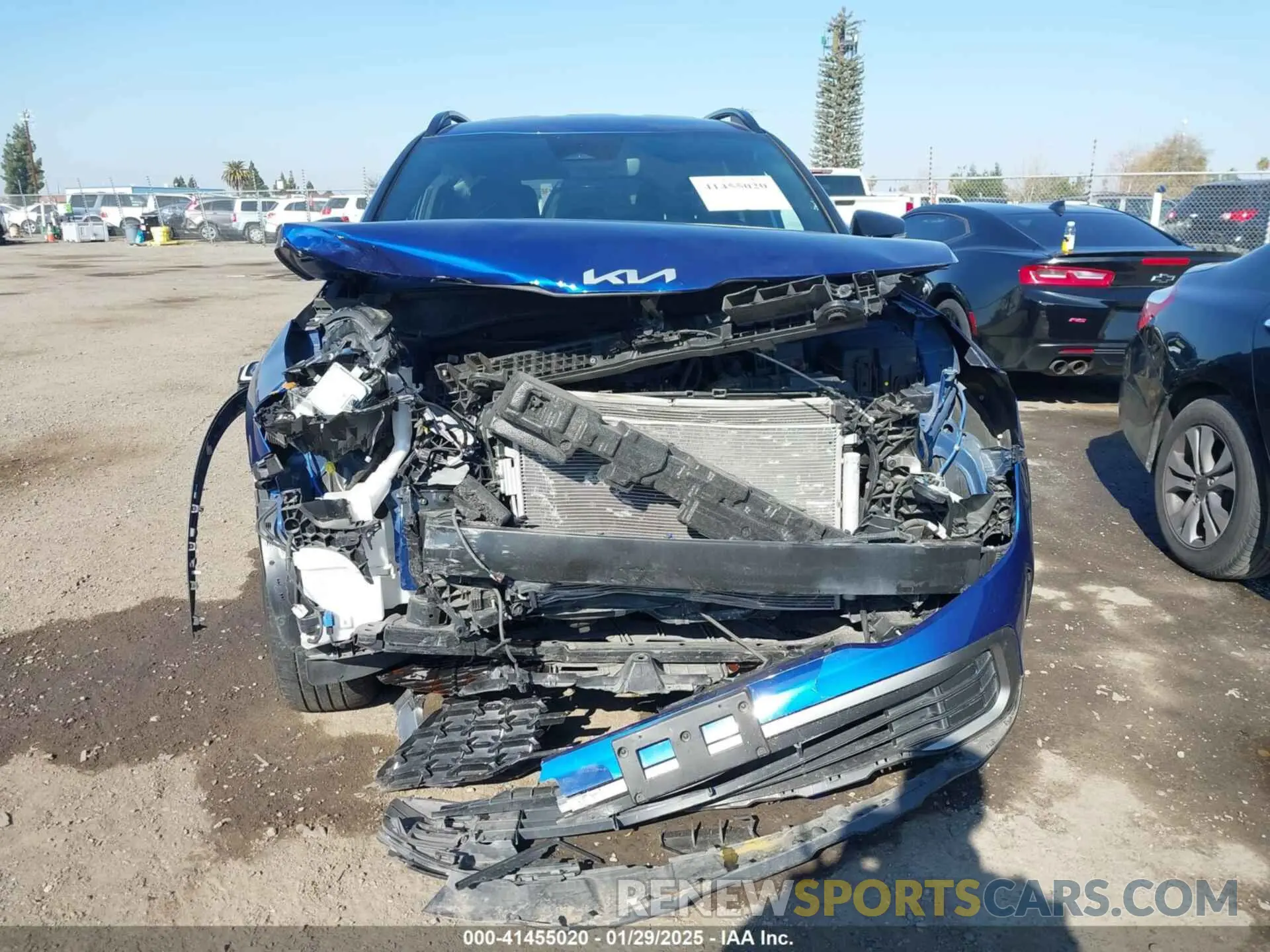 12 fotografías del automóvil dañado 5XYK6CAFXPG015749 KIA SPORTAGE 2023
