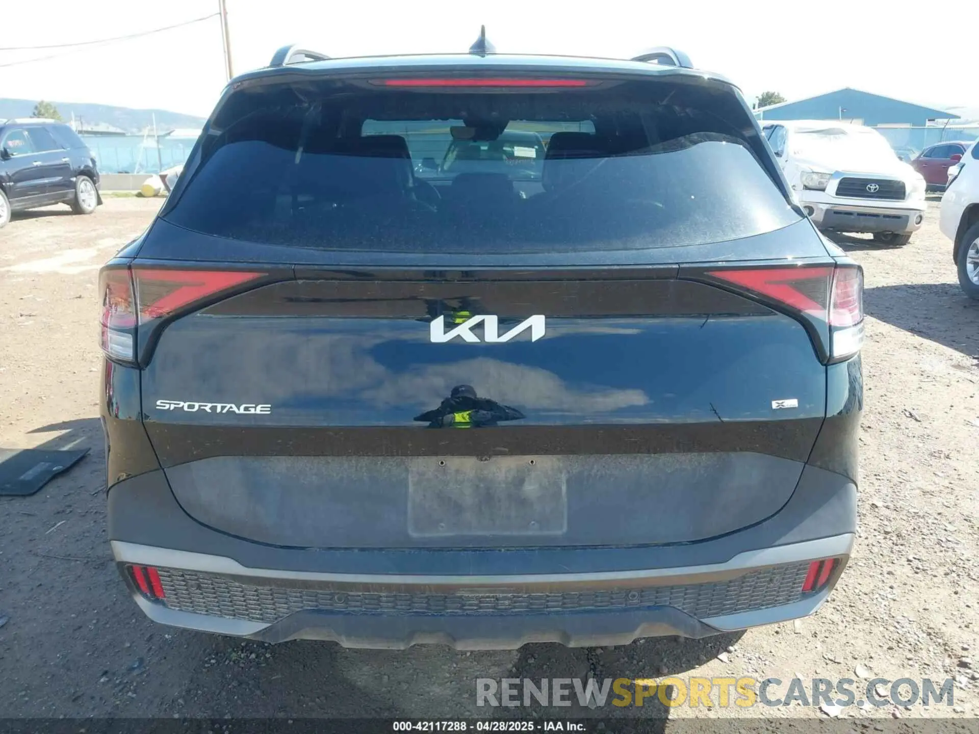 16 fotografías del automóvil dañado 5XYK6CAFXPG018991 KIA SPORTAGE 2023