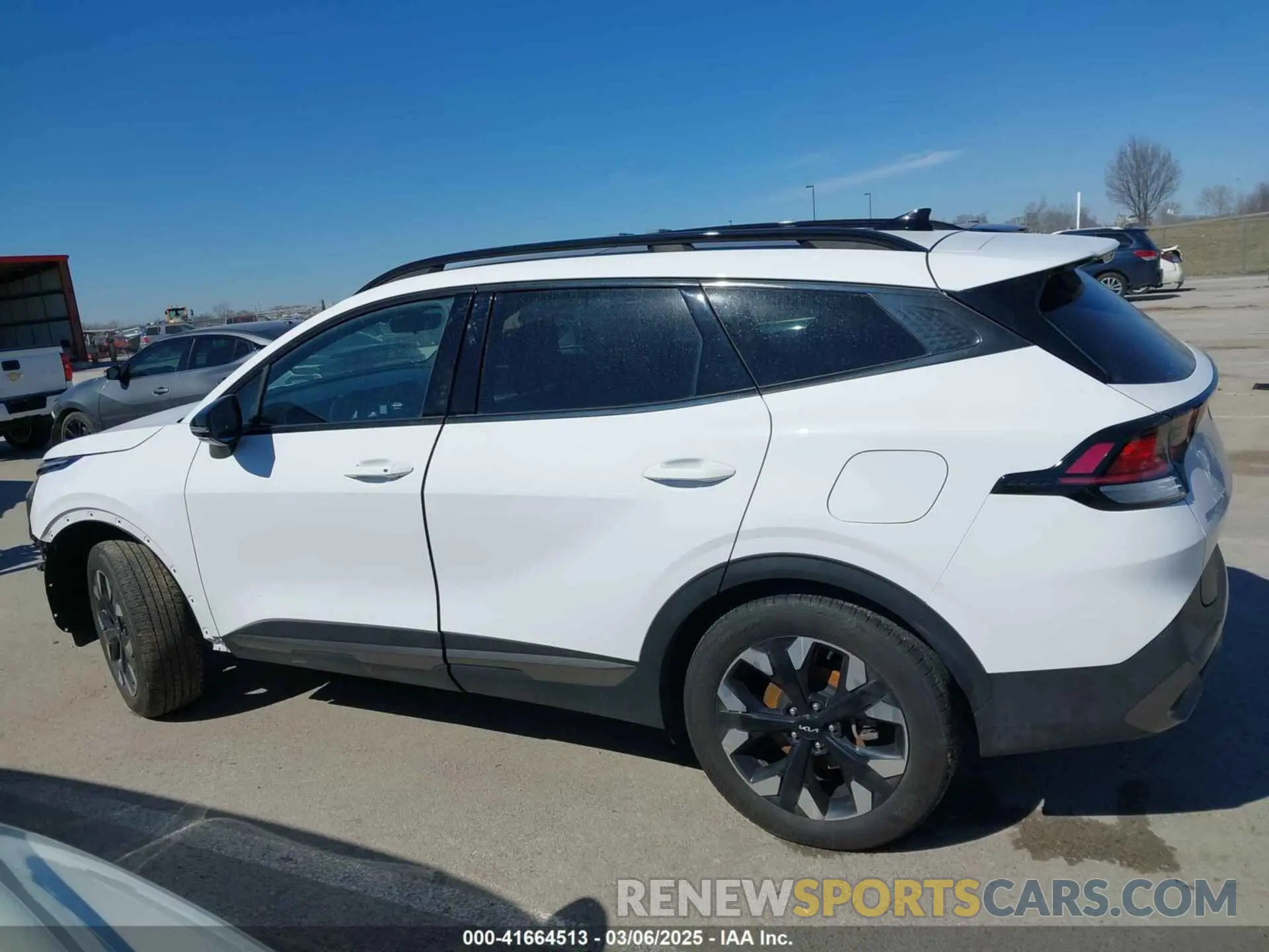 14 fotografías del automóvil dañado 5XYK6CAFXPG102356 KIA SPORTAGE 2023