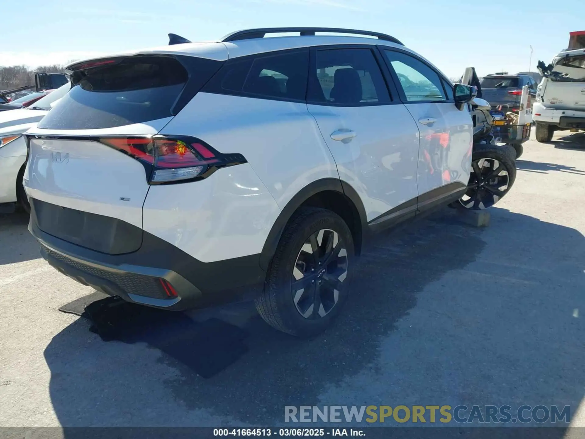 4 fotografías del automóvil dañado 5XYK6CAFXPG102356 KIA SPORTAGE 2023