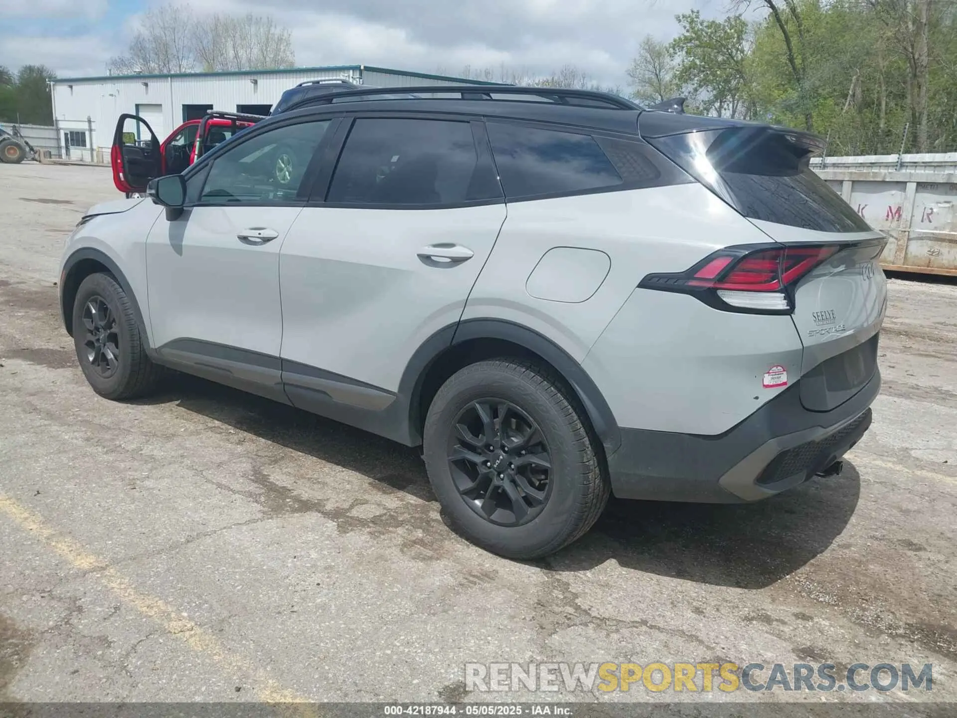 3 fotografías del automóvil dañado 5XYK7CAF2PG053554 KIA SPORTAGE 2023