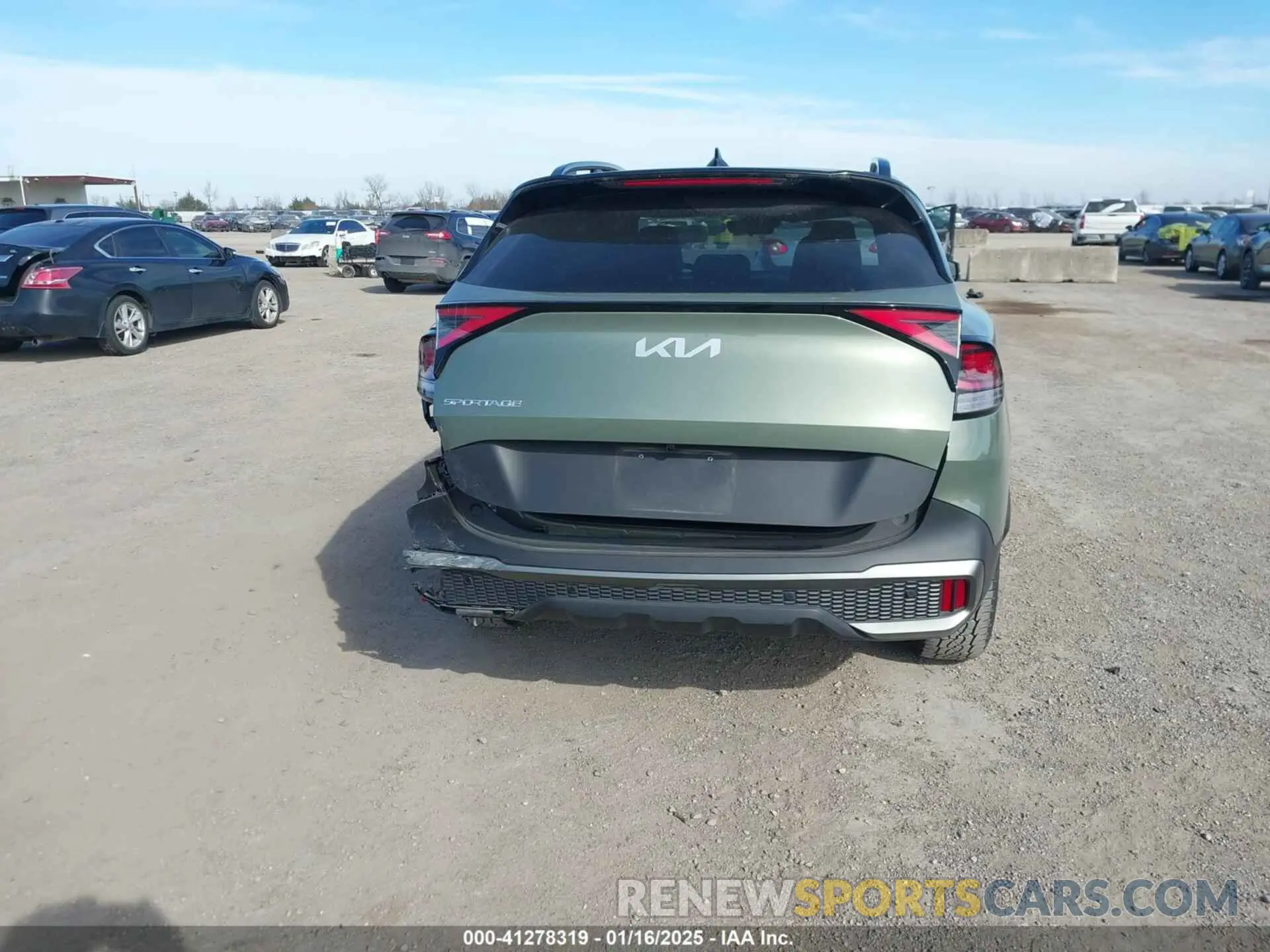 16 fotografías del automóvil dañado 5XYK7CAF2PG128012 KIA SPORTAGE 2023