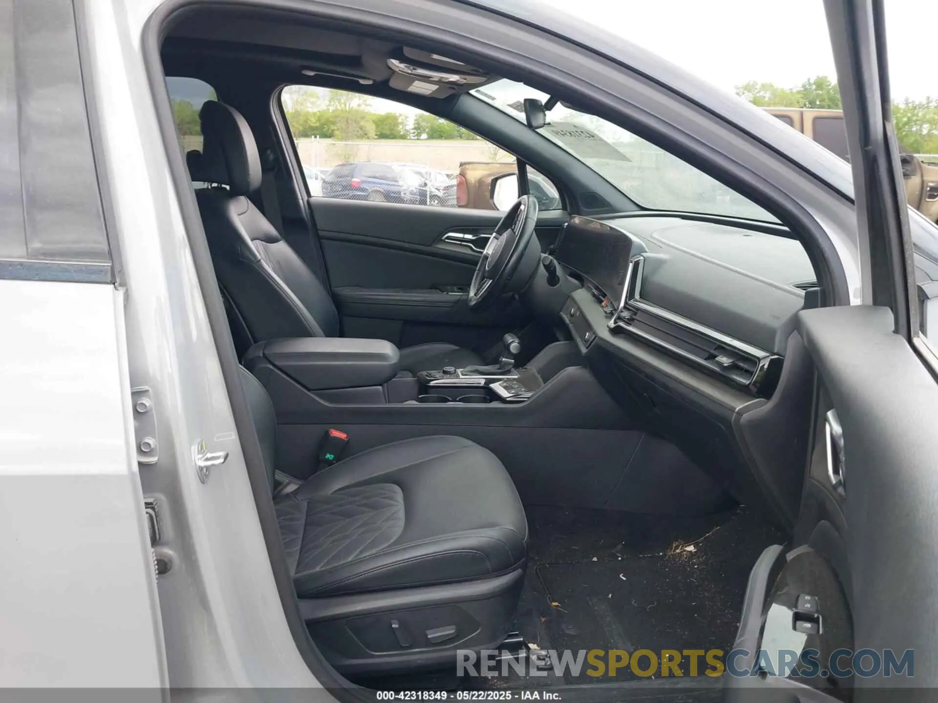 5 fotografías del automóvil dañado 5XYK7CAF4PG045732 KIA SPORTAGE 2023